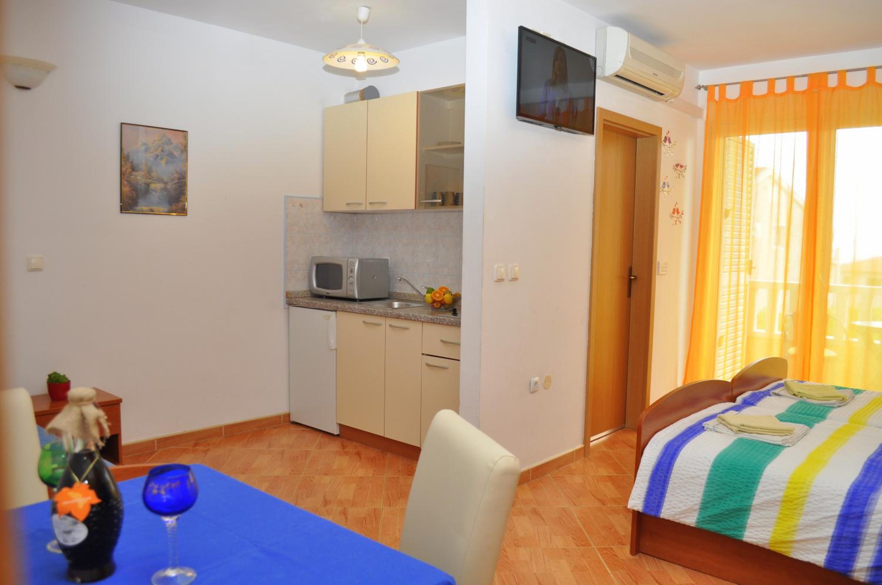 Apartments Ivica