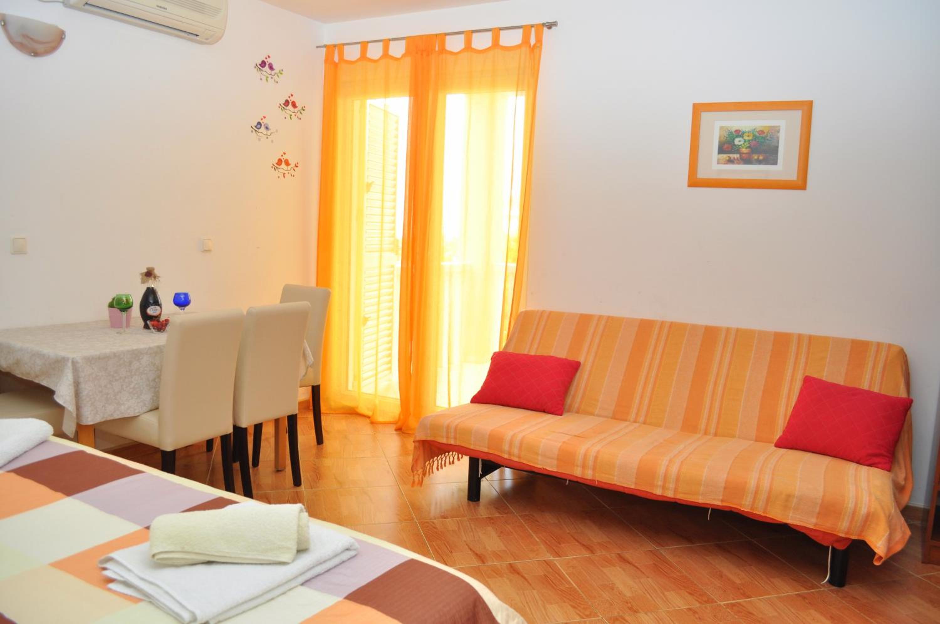 Apartments Ivica
