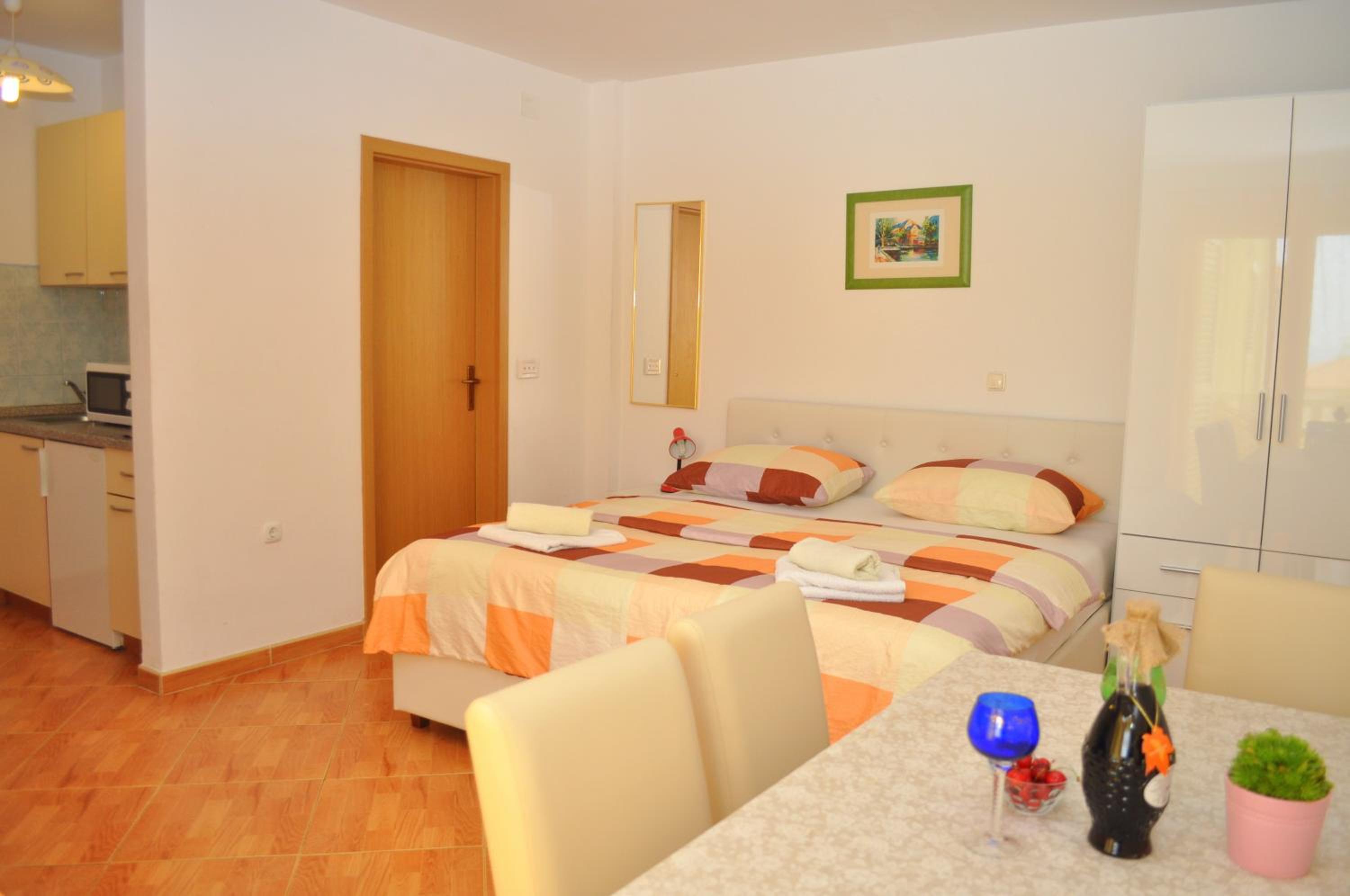 Apartments Ivica