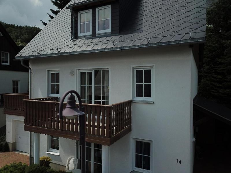 Haus am Berg - großes Haus mit Sauna für bis zu 10 Personen unweit vom Skihang