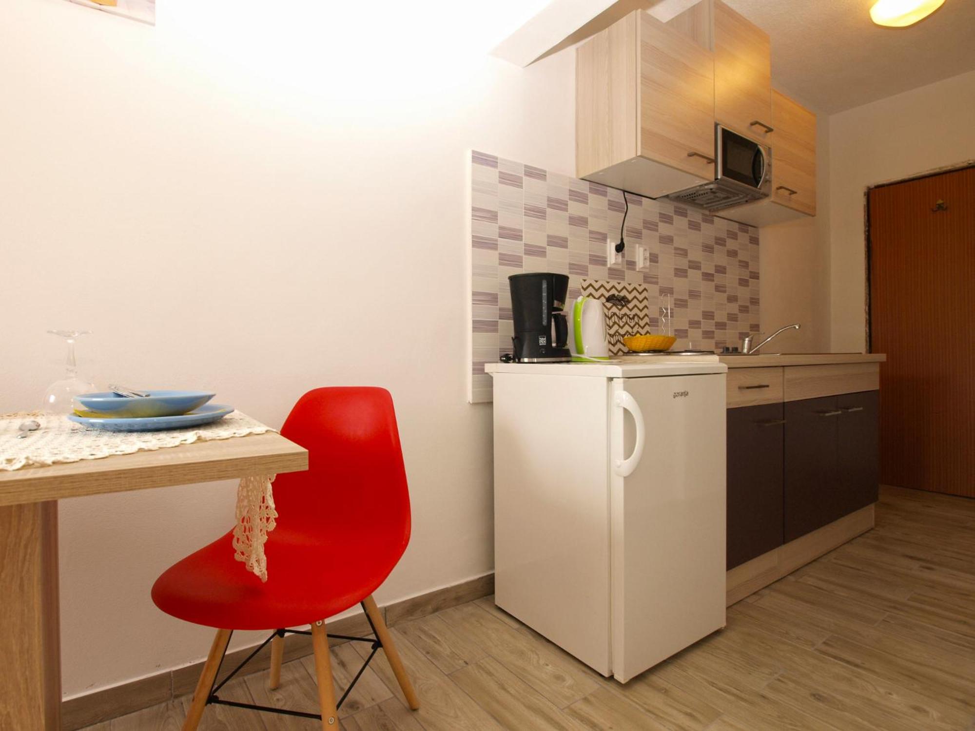 Apartments Davor 1676 view 5