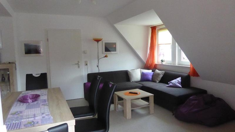Haus am Berg - großes Haus mit Sauna für bis zu 10 Personen unweit vom Skihang
