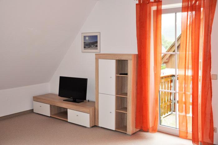 Haus am Berg - großes Haus mit Sauna für bis zu 10 Personen unweit vom Skihang