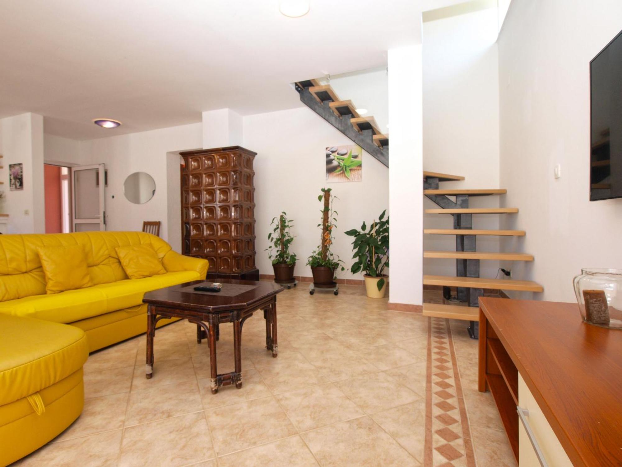 House Surida 1678 view 3