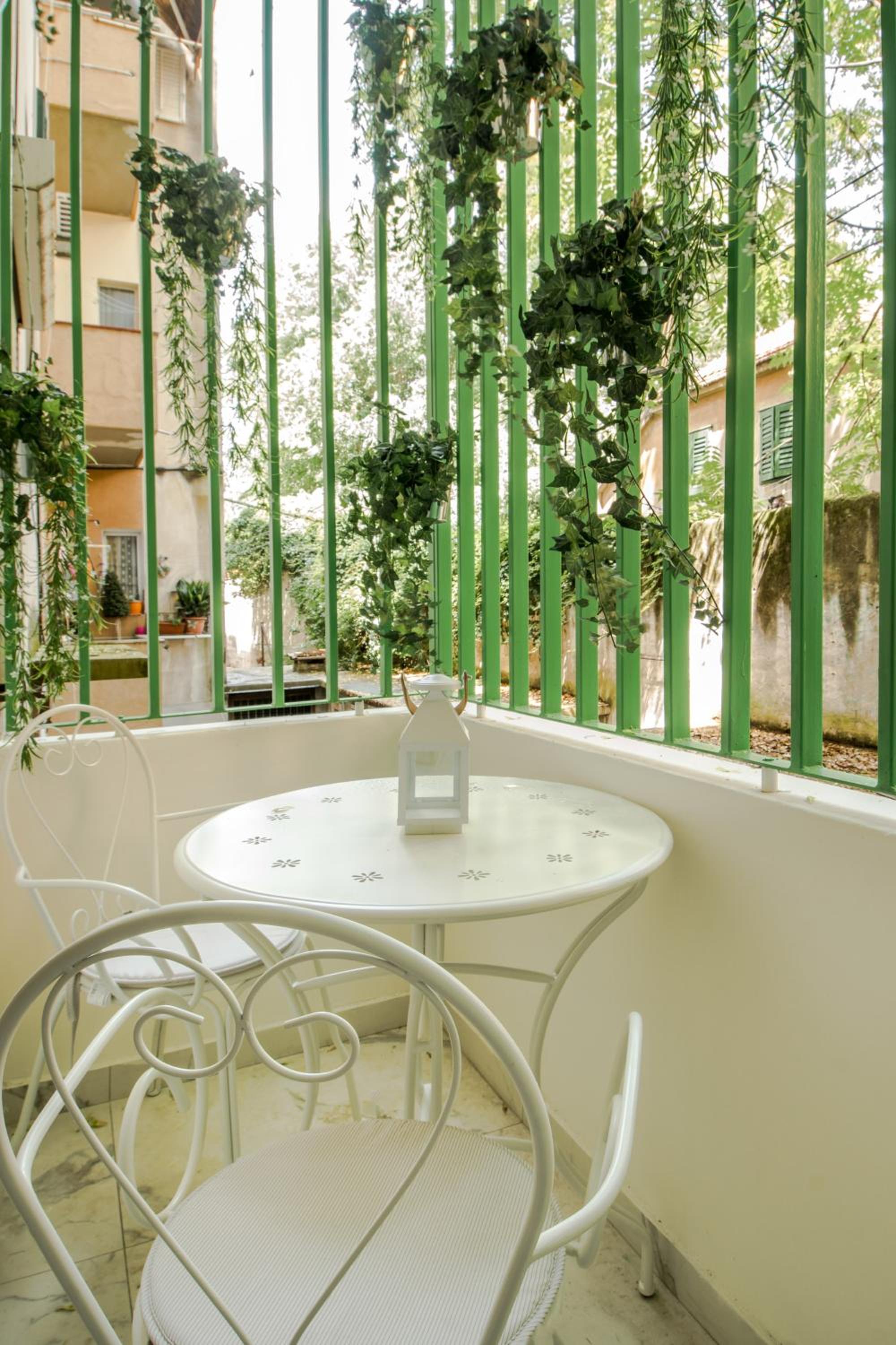 Hotel Miraval Luxury Rooms - Image 1