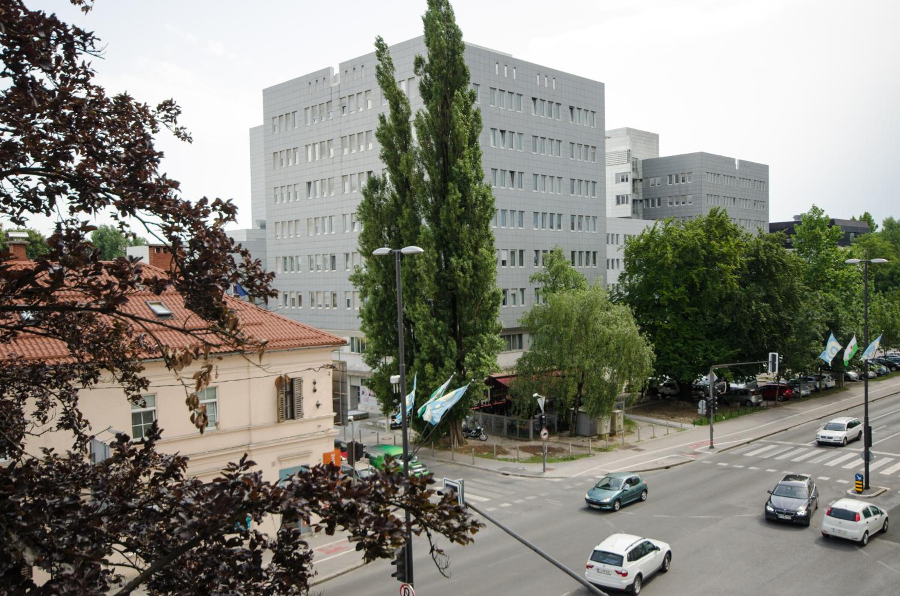 Apartment Tržaška with free parking