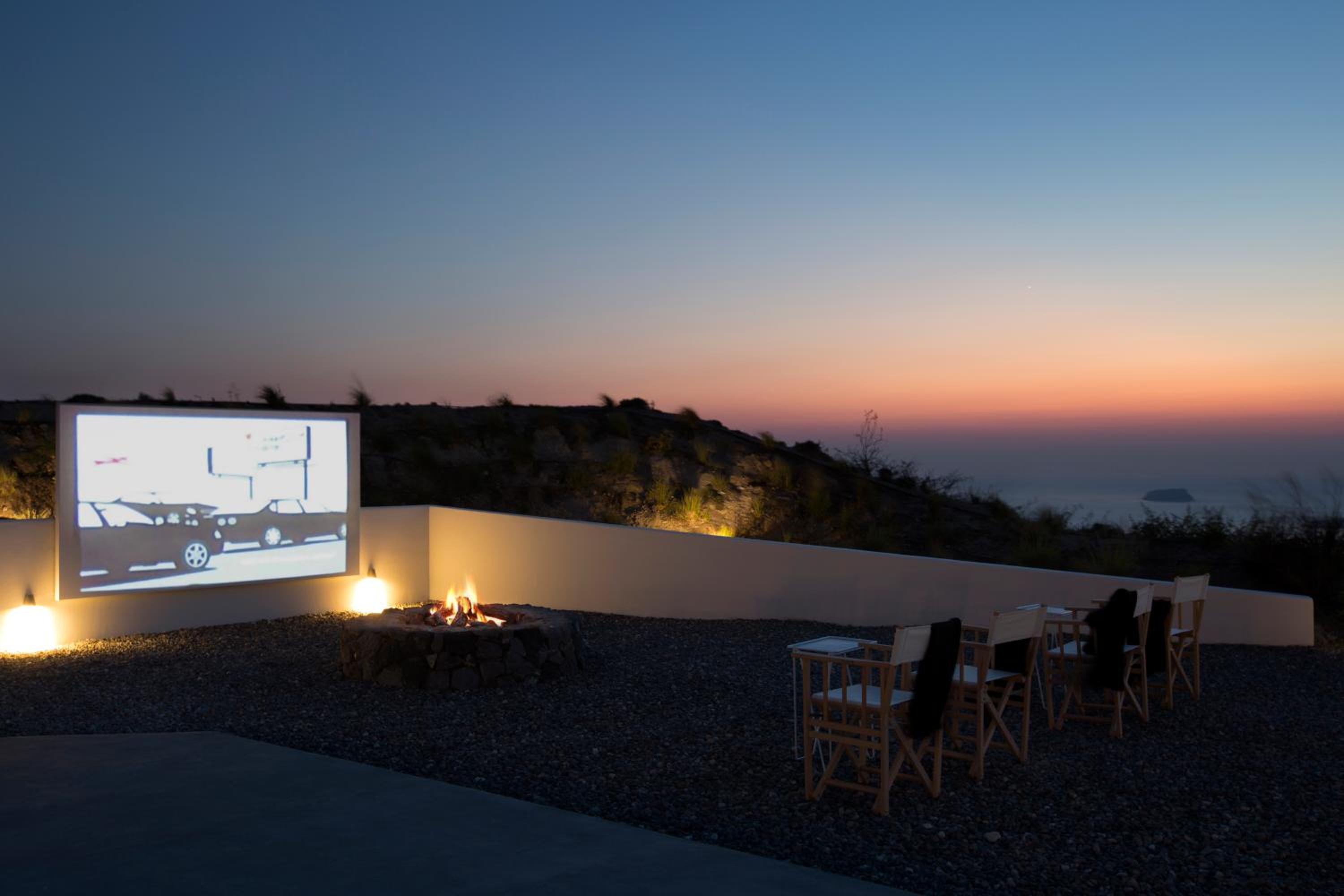 Erosantorini Luxury Private Estate & Suites view 4