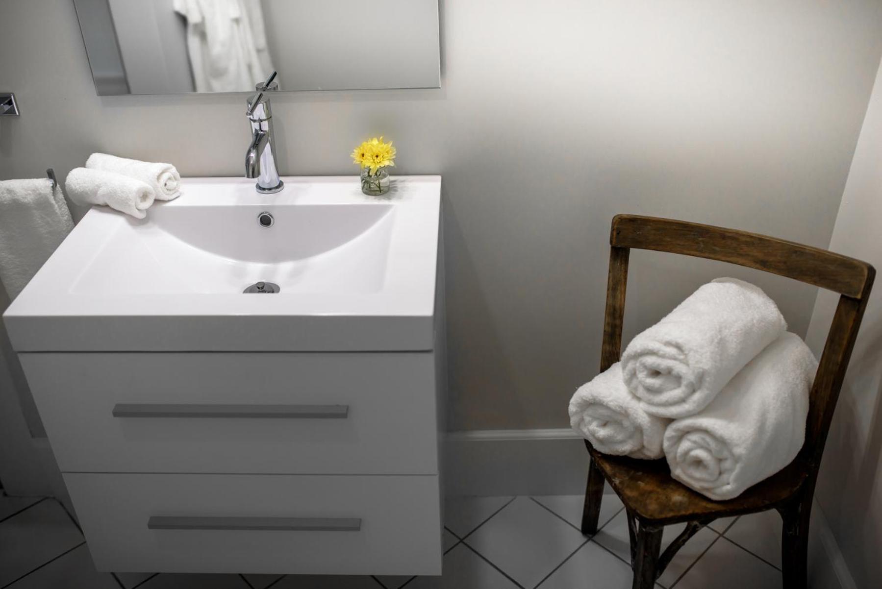 The Kitch'inn - Boutique Inn and Wine Bar