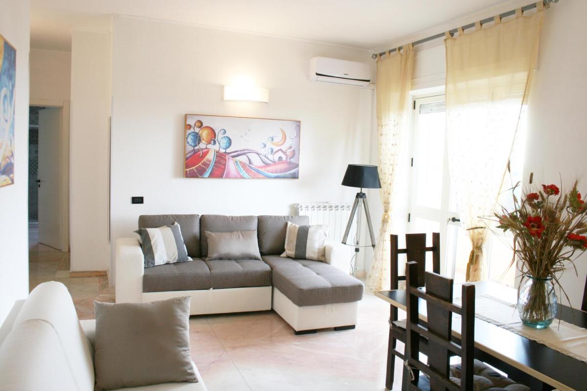 Le Rose Suite Apartments photo 5