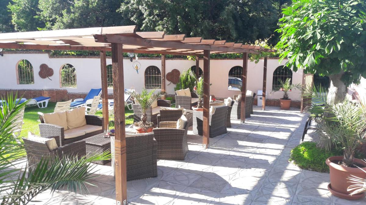 outdoor BBQ area