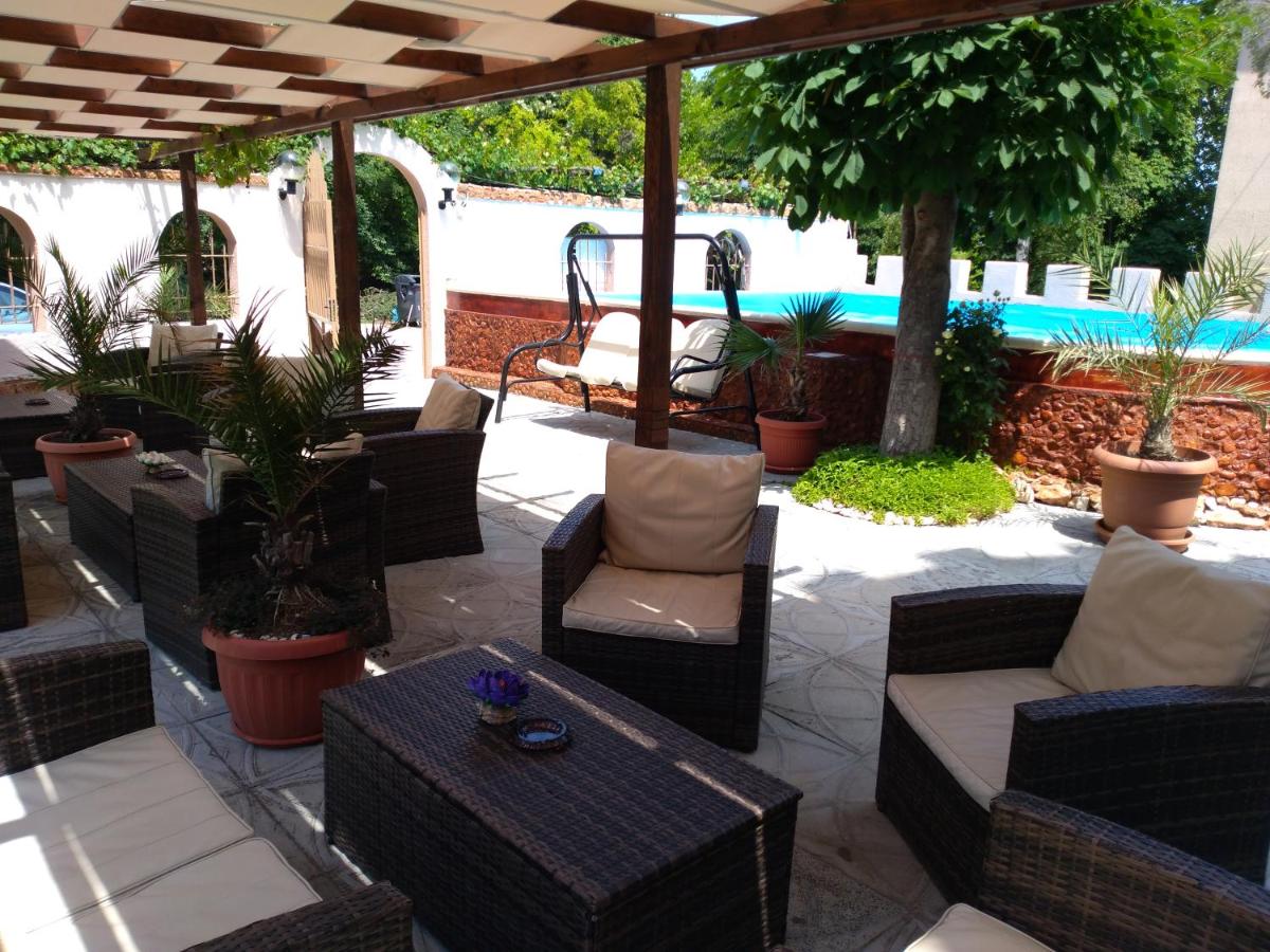 outdoor BBQ area