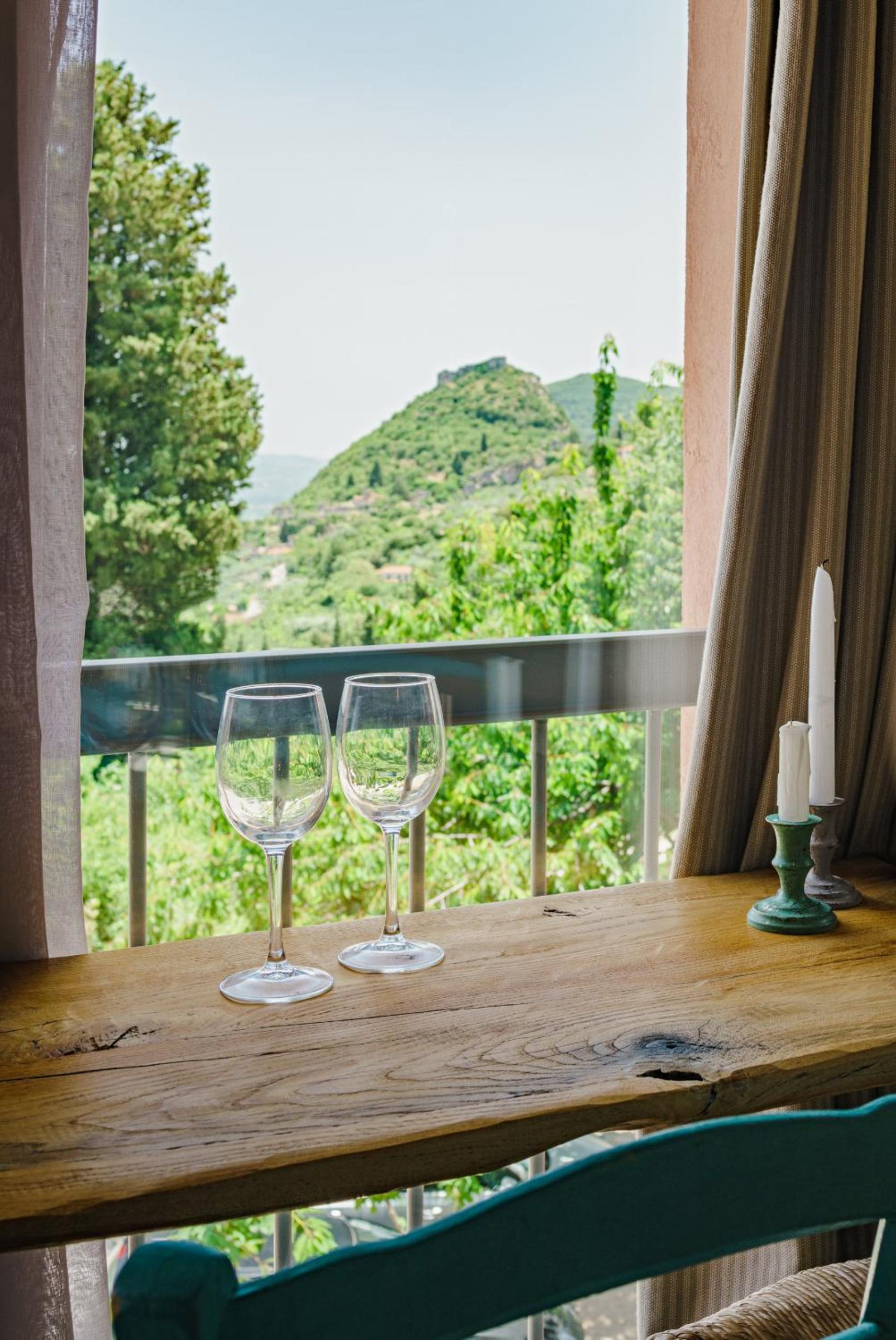 Mazaraki Guesthouse