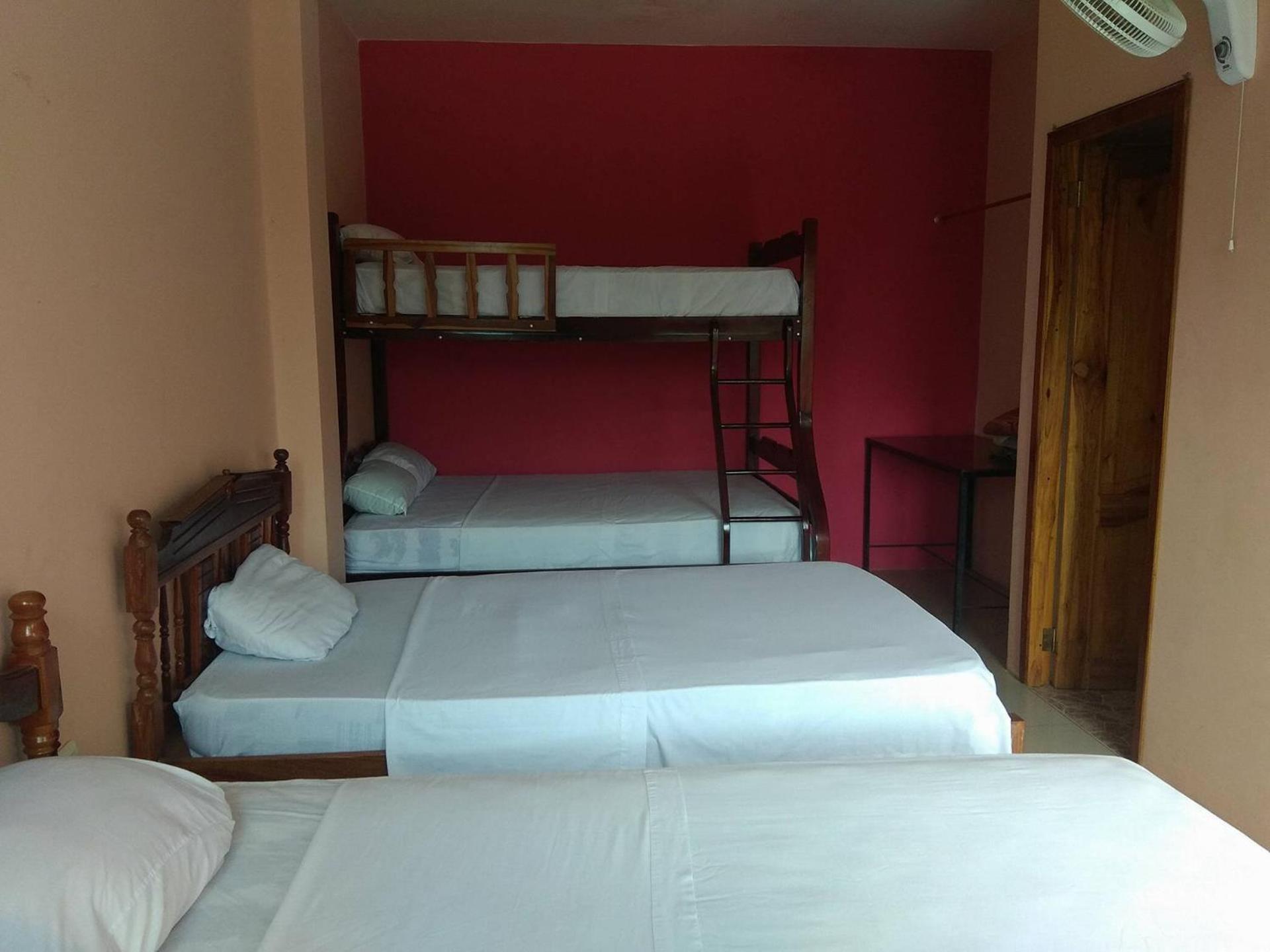 Hostal Alcazaba