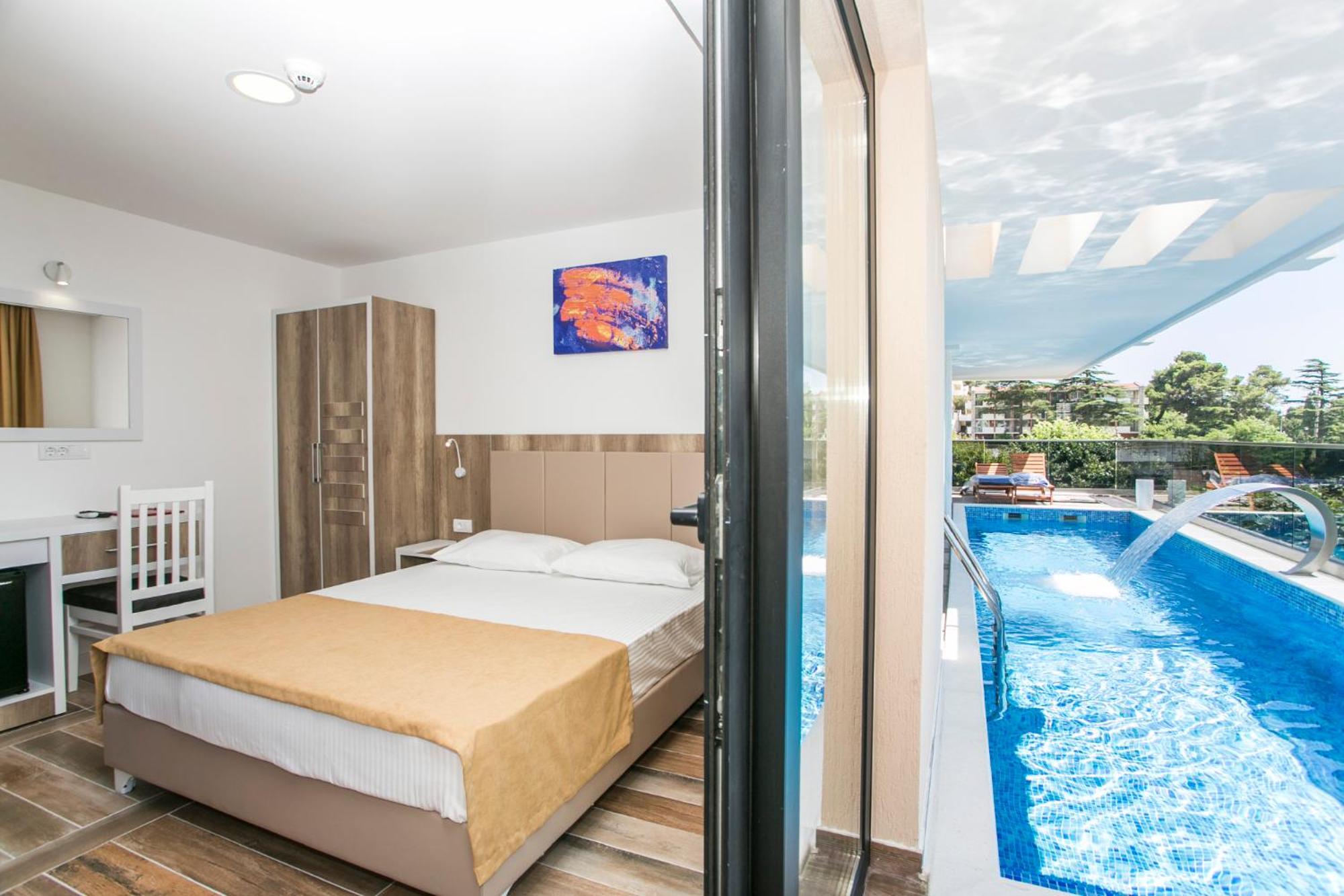 Villa Delux view 2