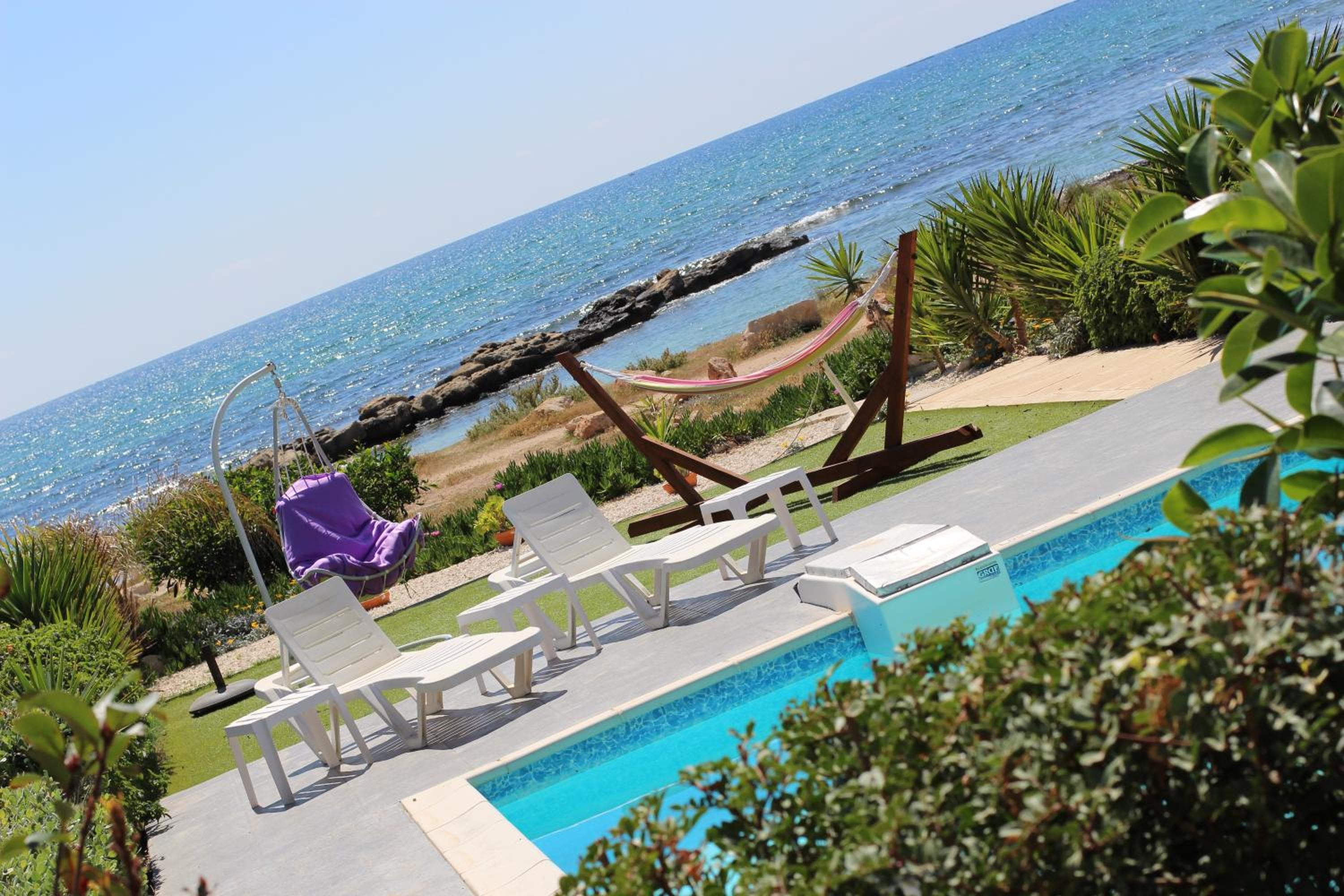 Gorgona Seafront Villas 3 Bedroom With Private Swimming Pool