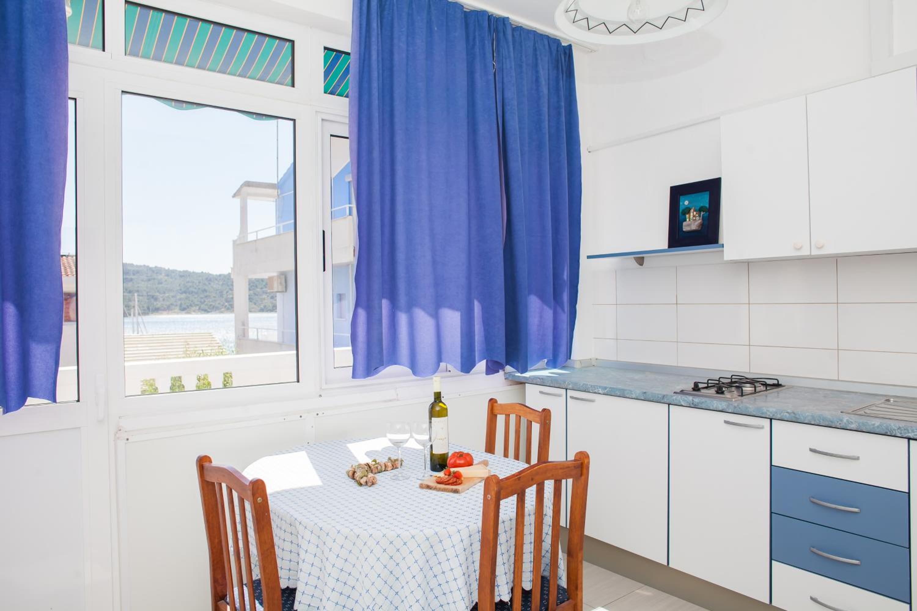 Hana Home - Apartments Tisno view 3