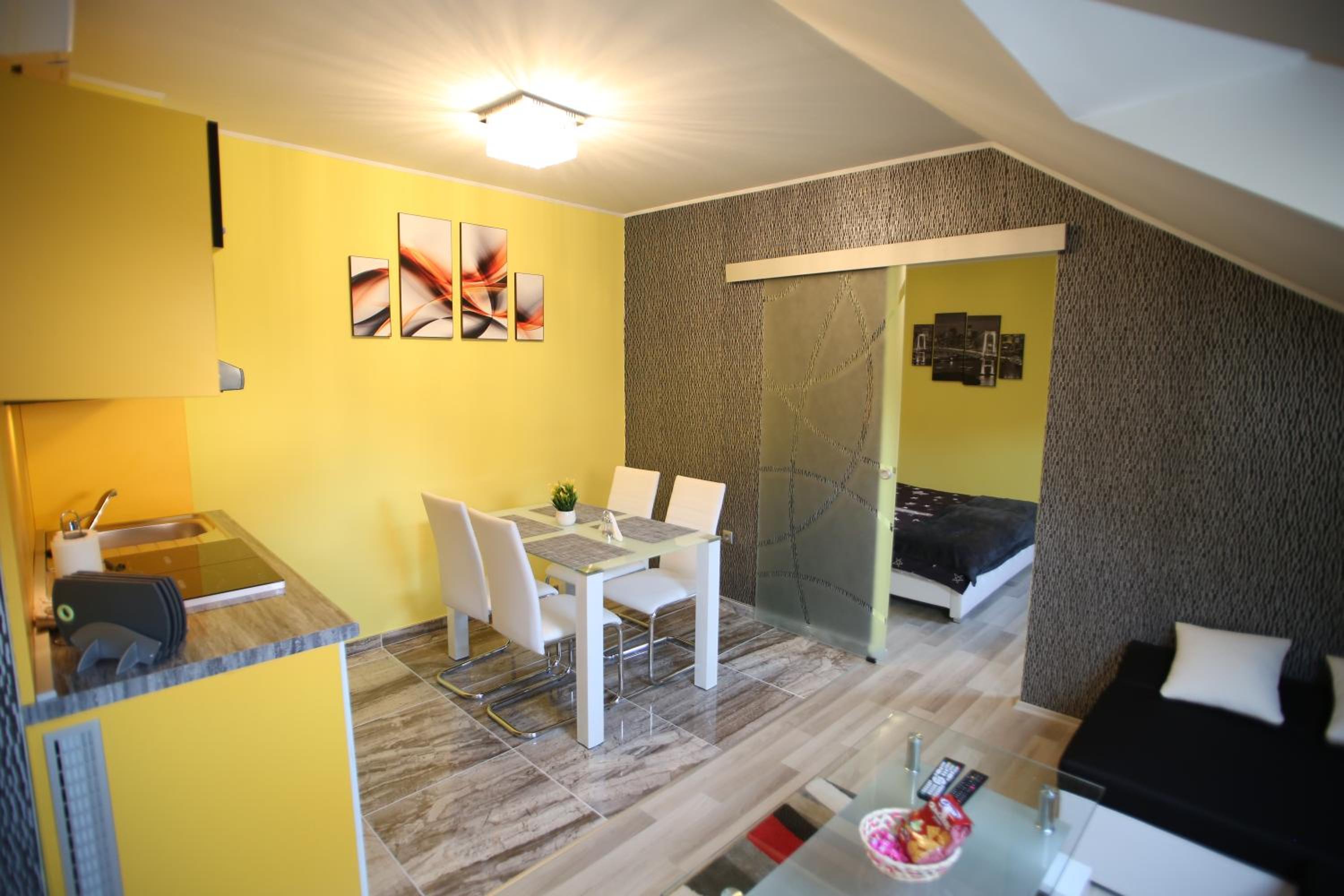 Centrum Lux 2 Apartmanok, photo 22