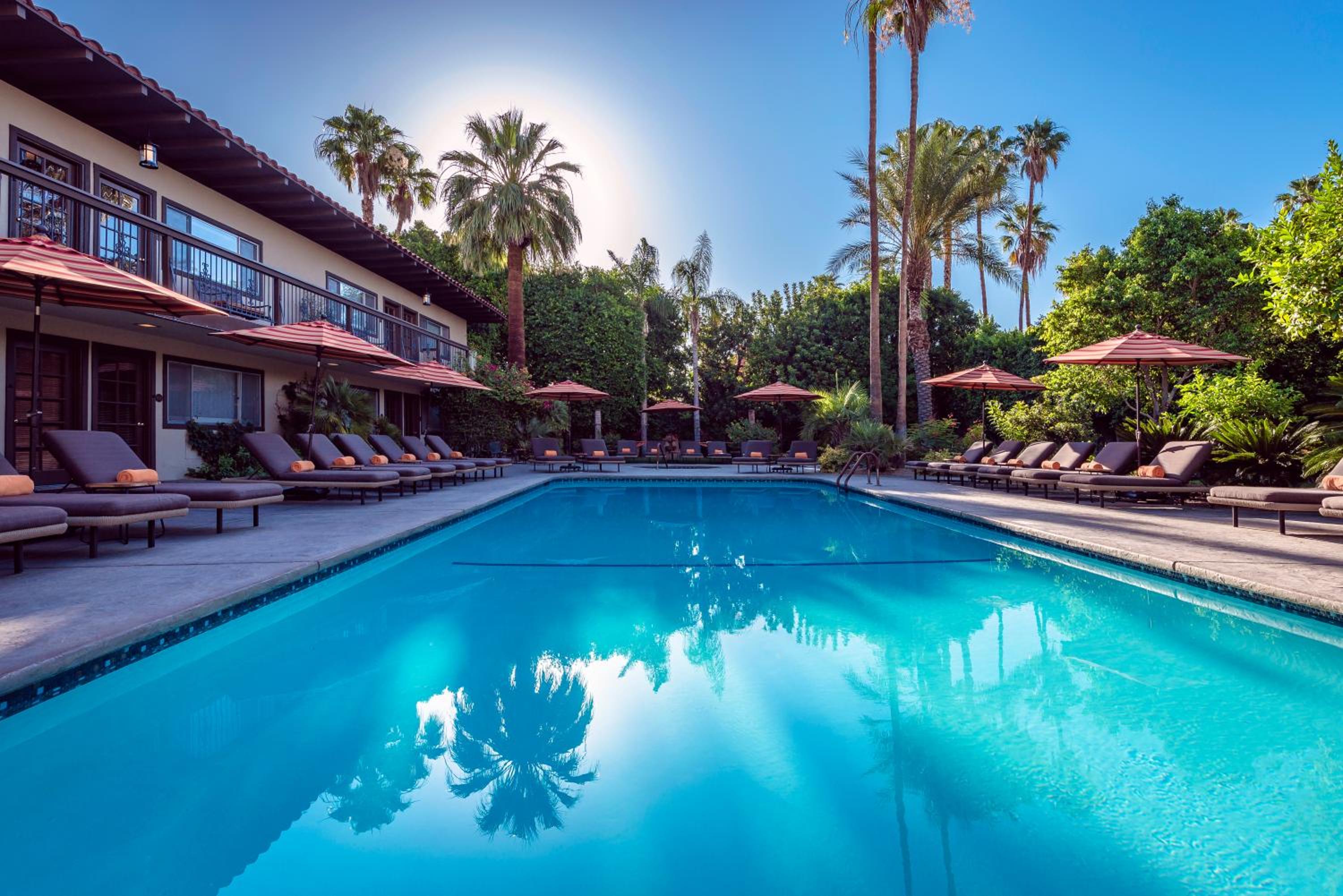 Santiago Resort - Palm Springs Premier Gay Men’s Resort