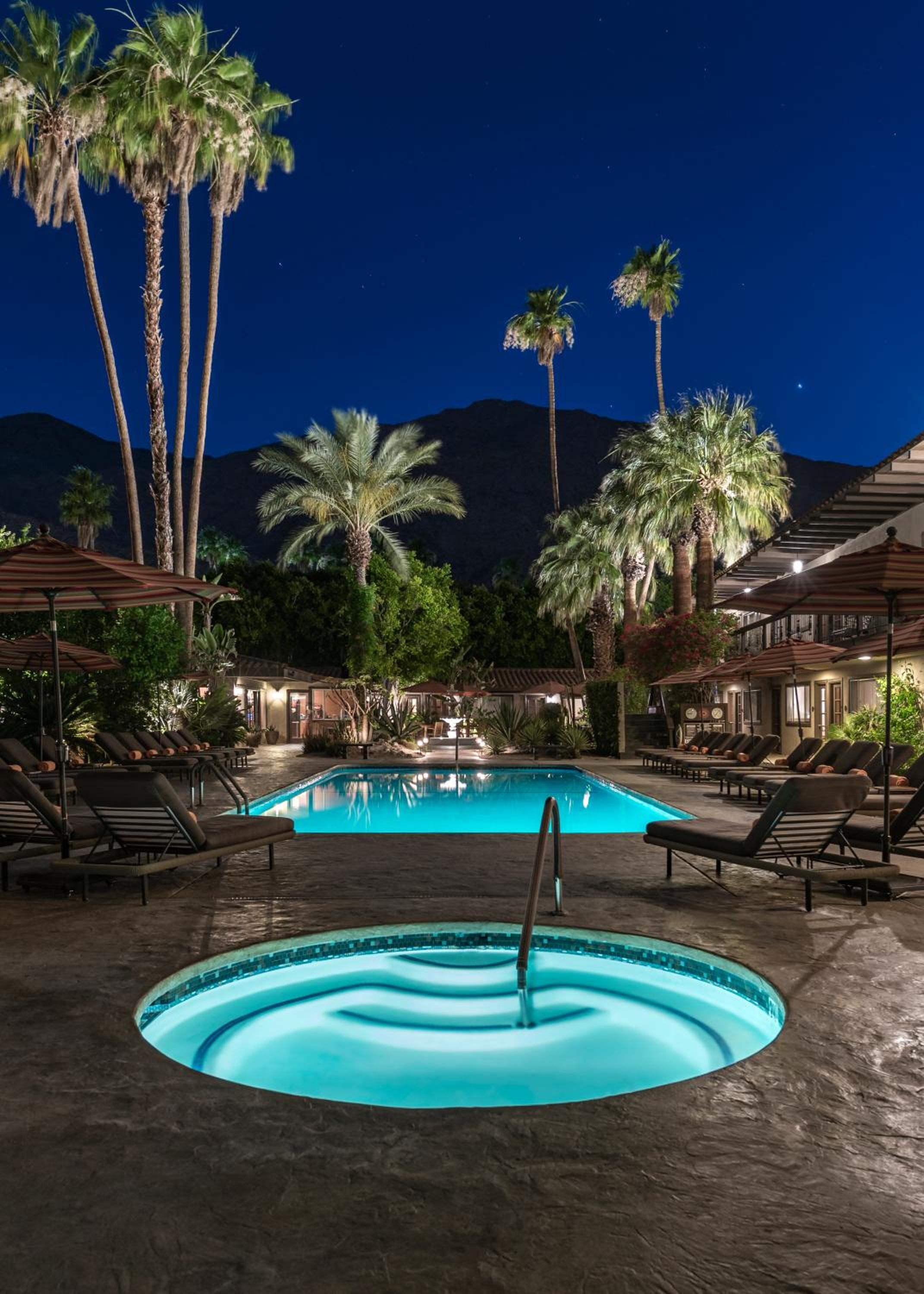 Santiago Resort - Palm Springs Premier Gay Men’s Resort