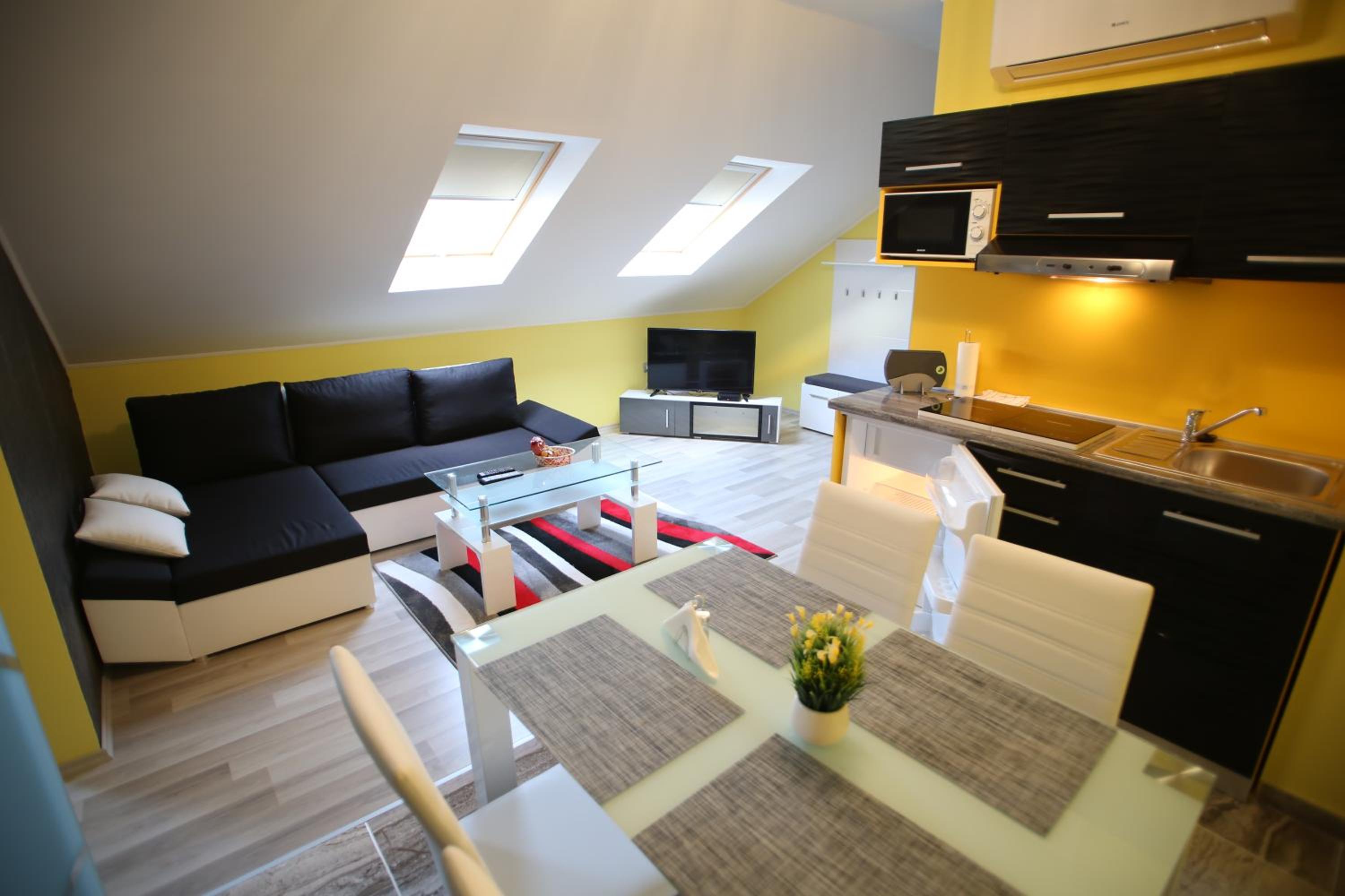 Centrum Lux 2 Apartmanok, photo 18