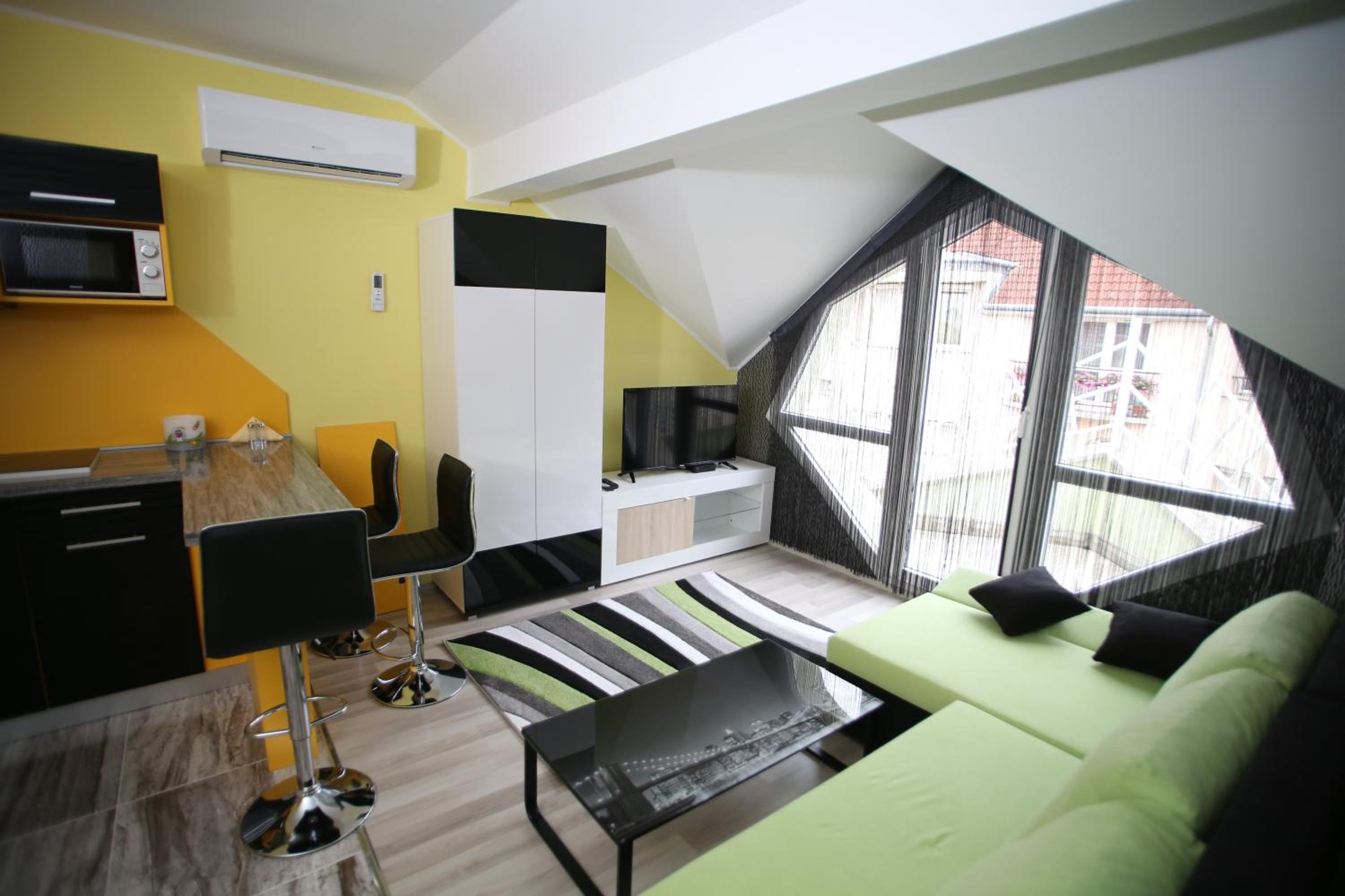 Centrum Lux 2 Apartmanok, photo 59
