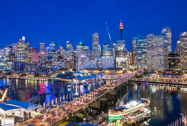 Darling Harbour 2 Bedroom Apartment