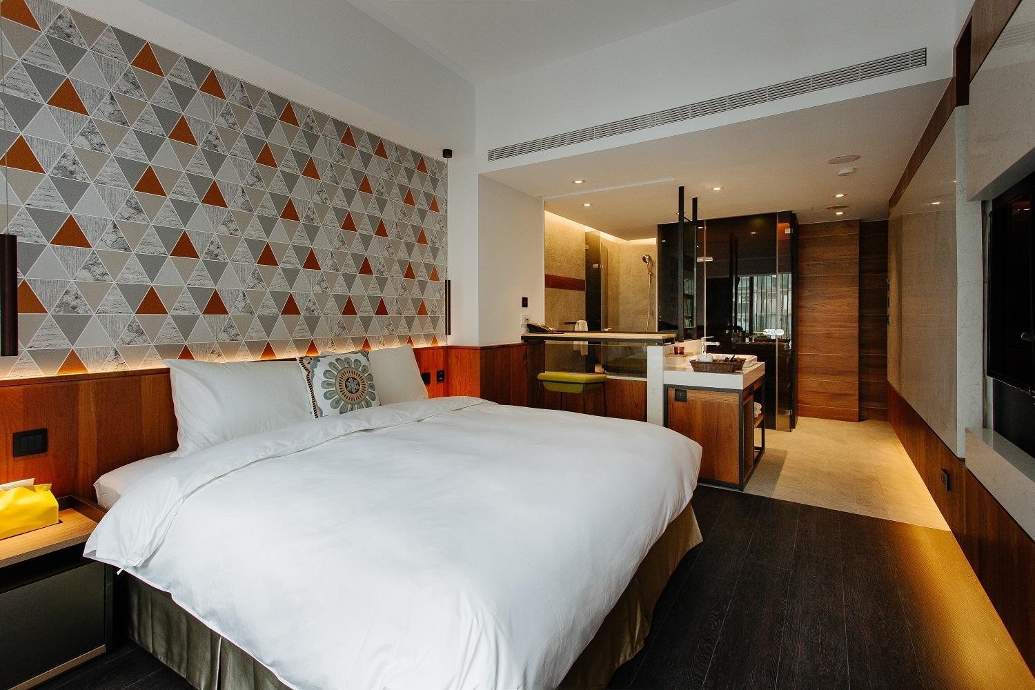 CHECK inn Taichung Zhongshan