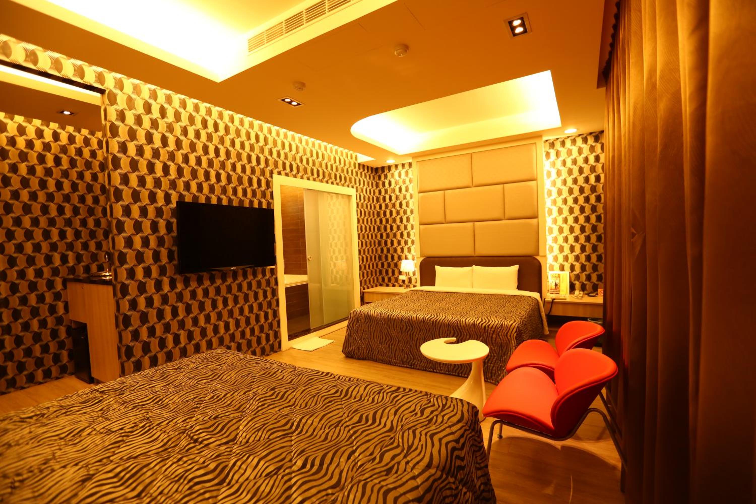 Yuan Chyau Motel