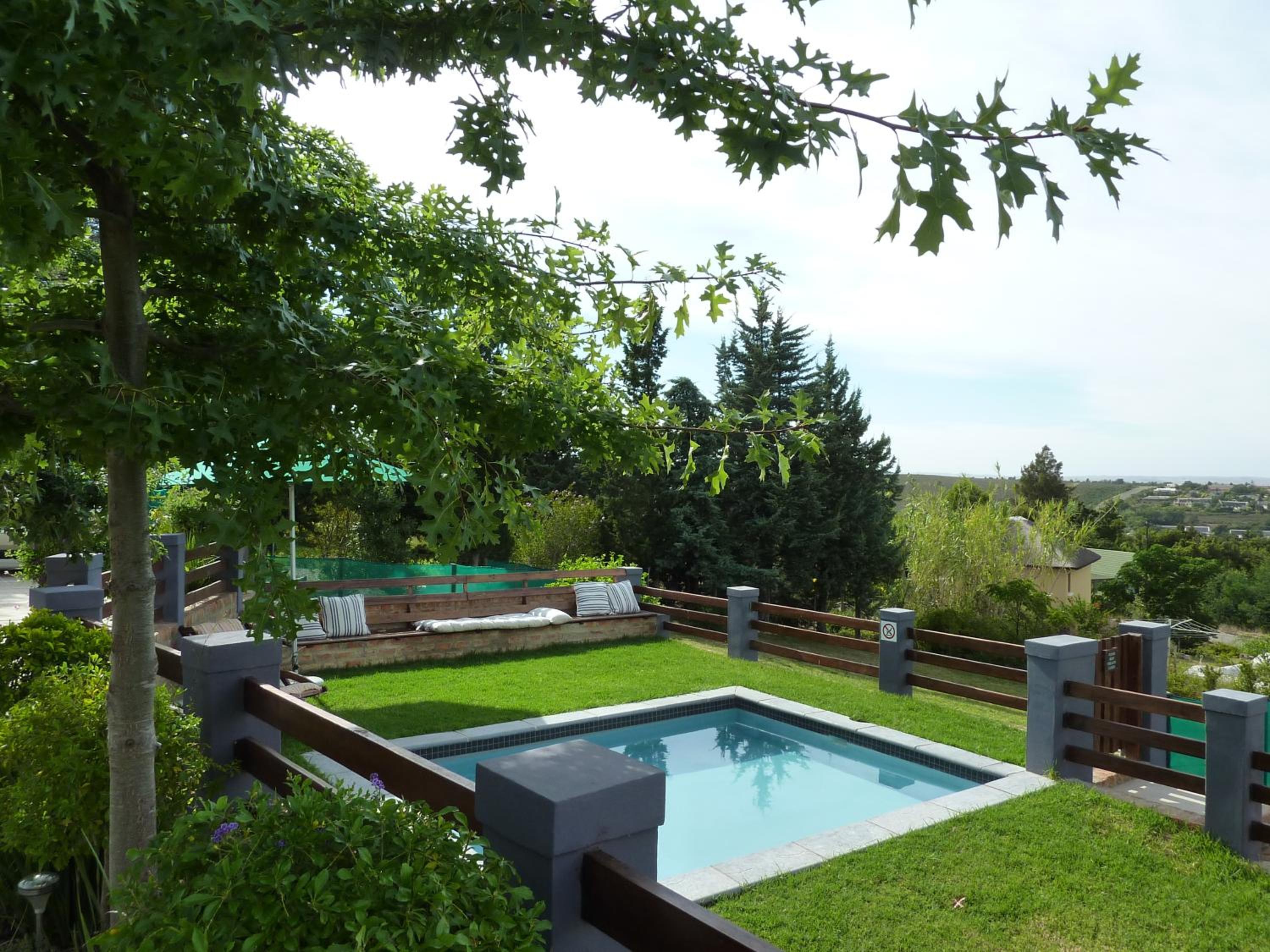 A Hilltop Country Retreat