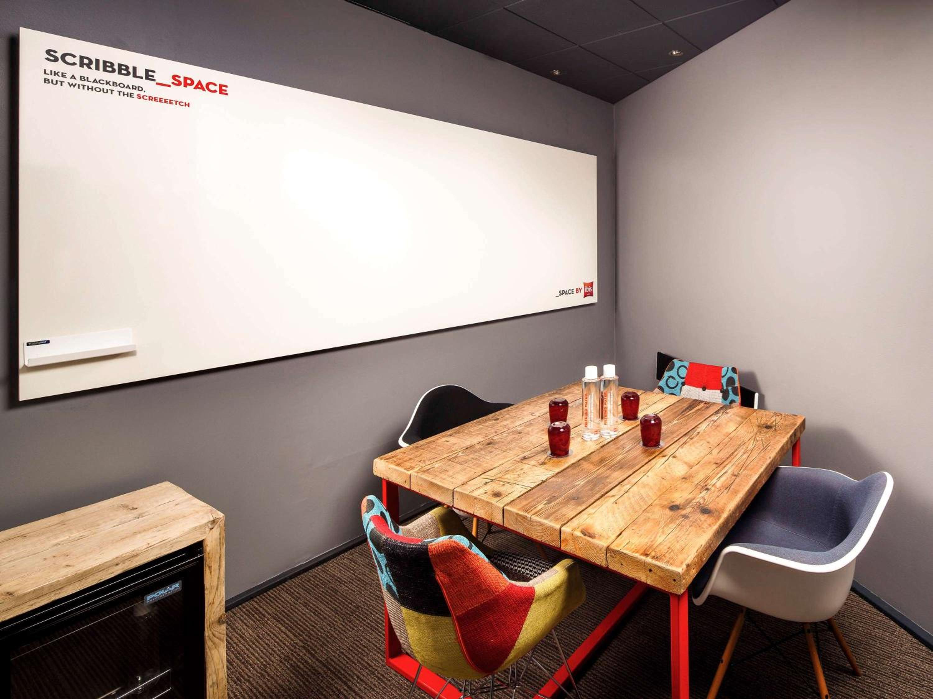ibis Birmingham Centre New Street Station Hotel — photo 9