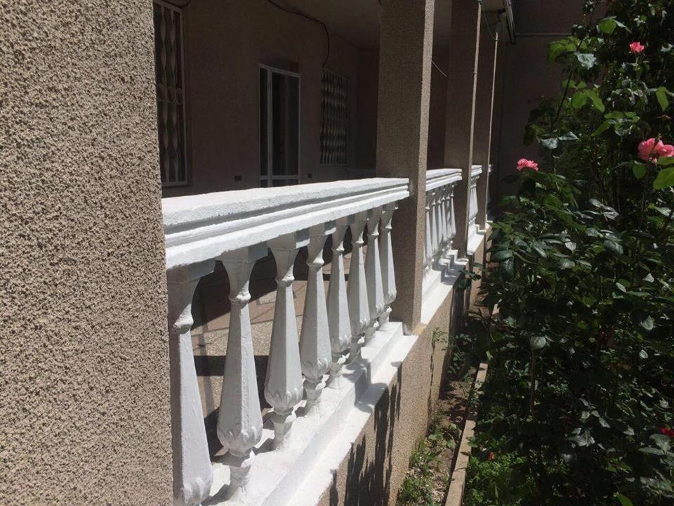 Classic Apartment on Kievyan