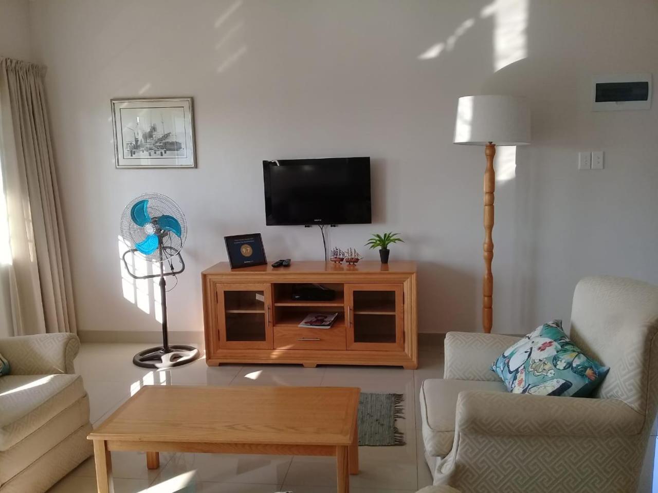 Broadway Bay Accommodation view 4