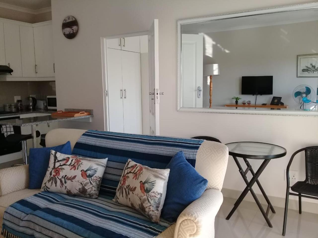 Broadway Bay Accommodation view 2