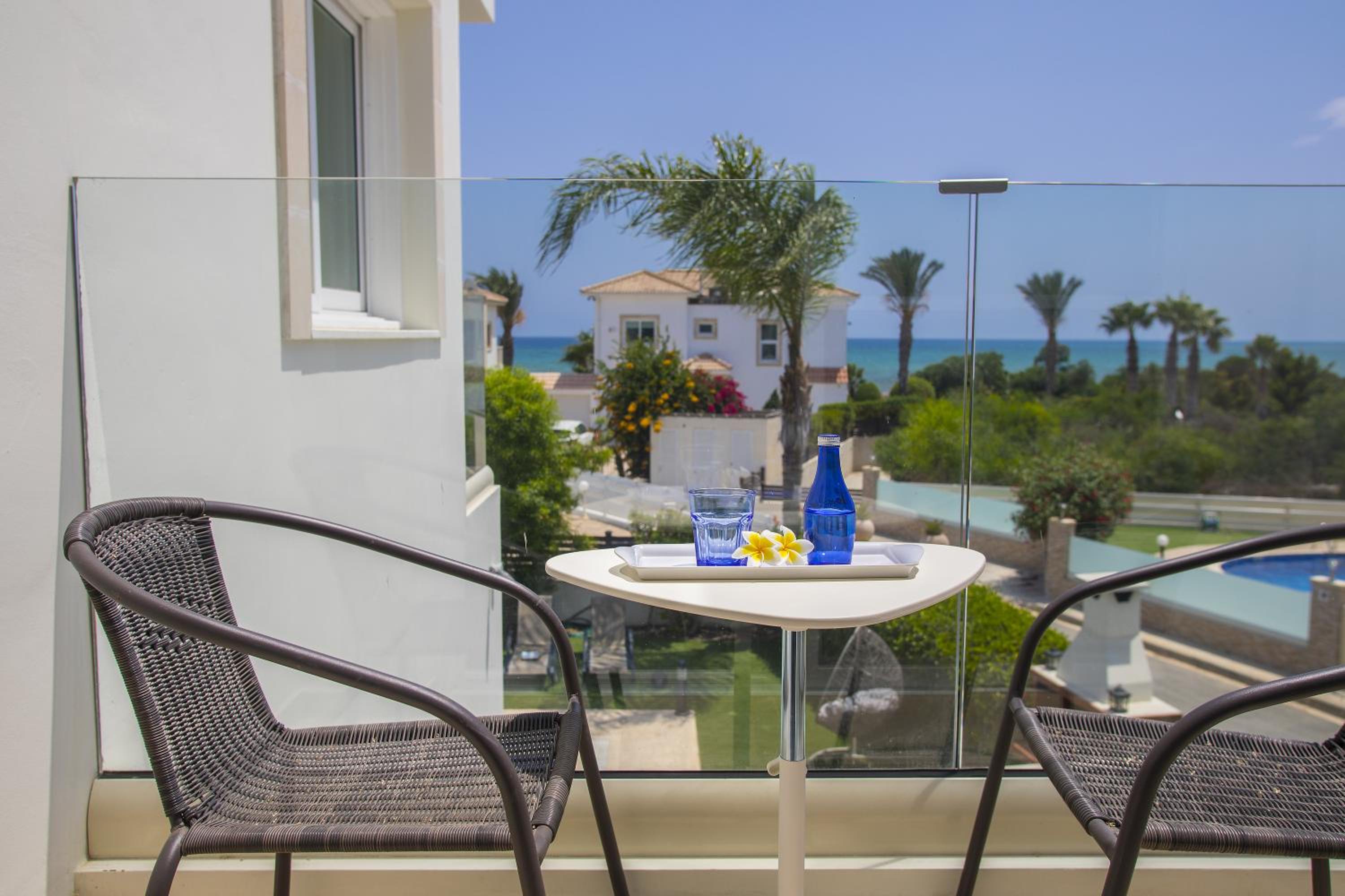 Villa Elias