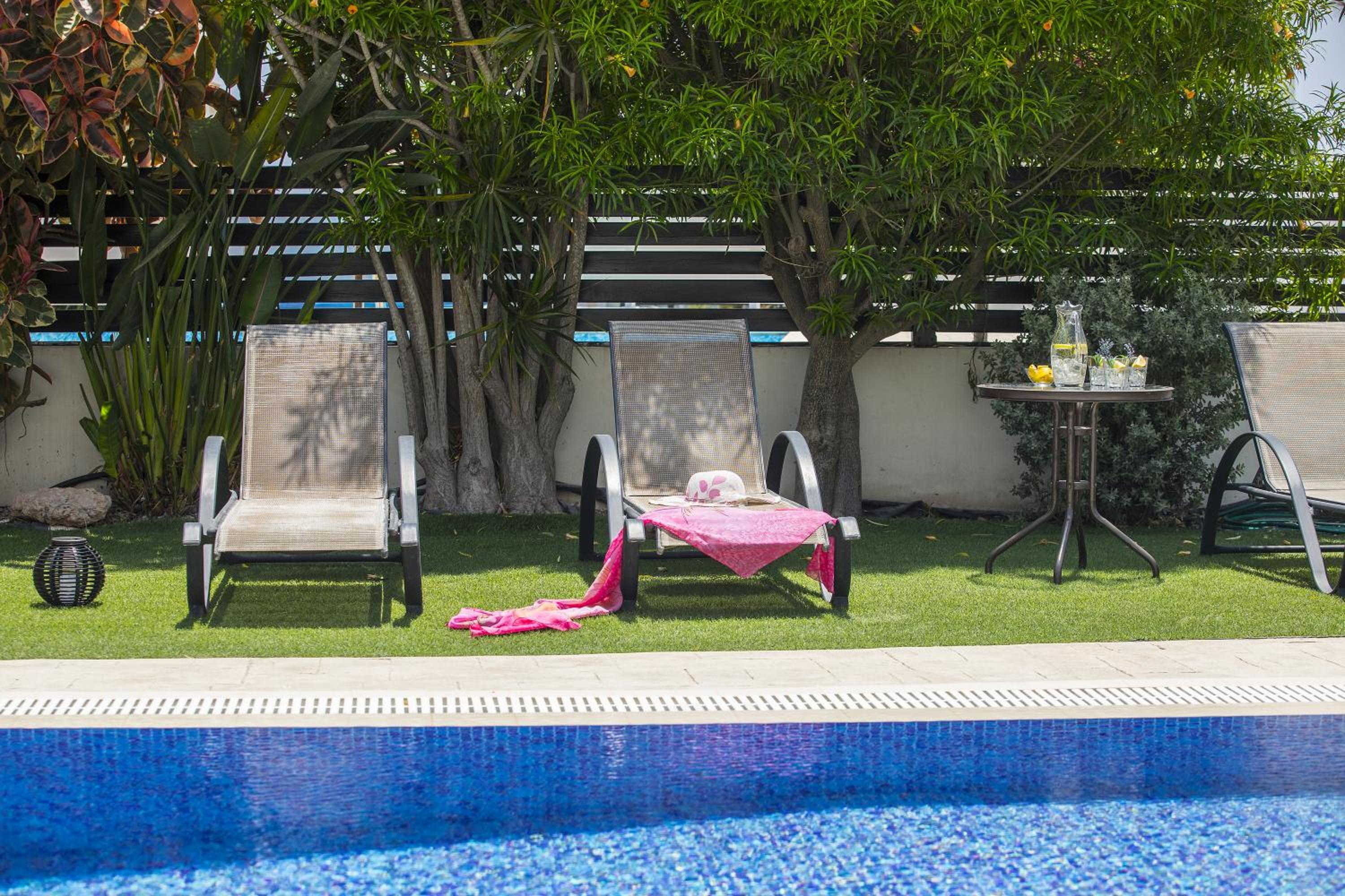 Villa Elias