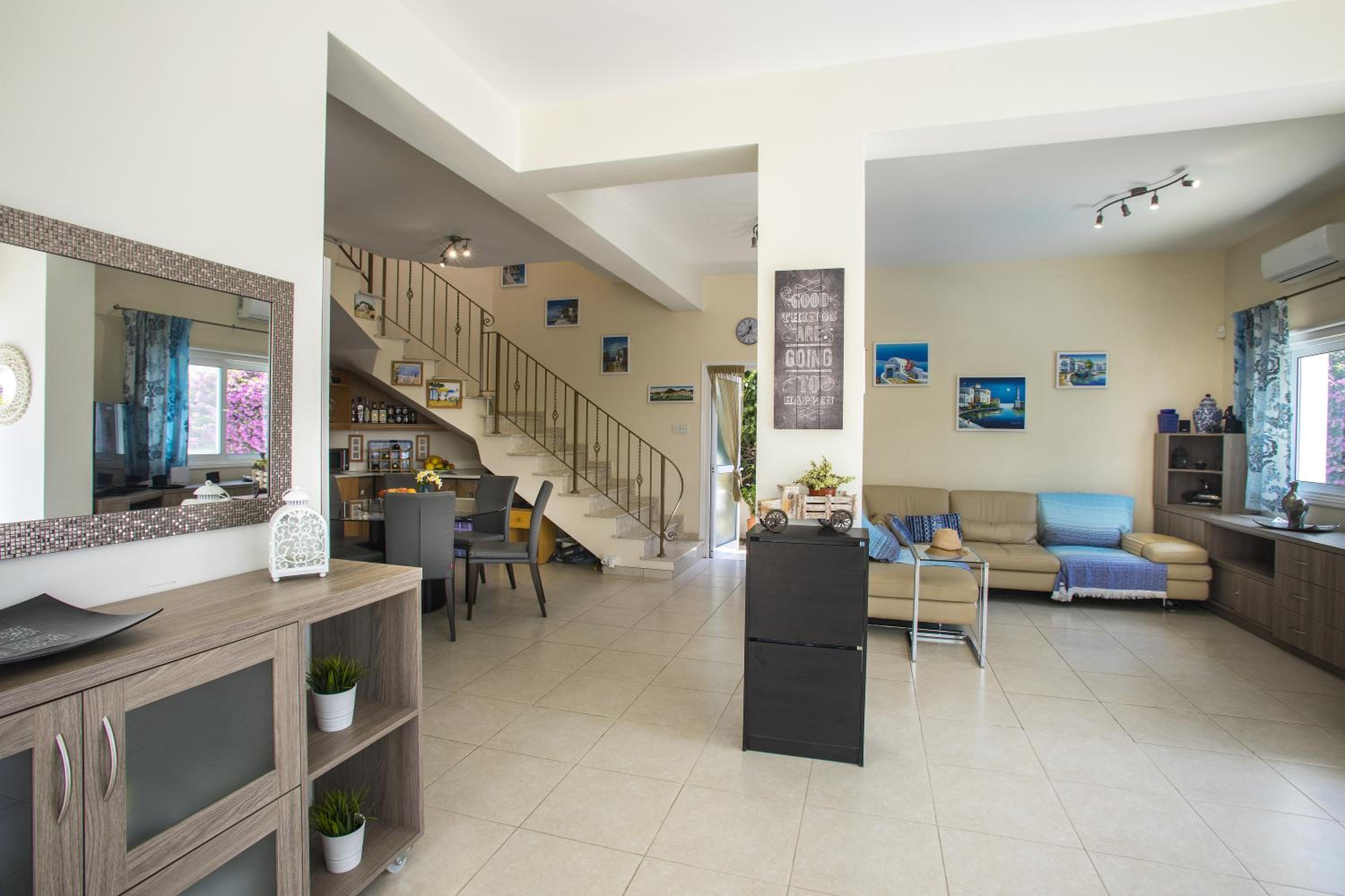 Villa Elias