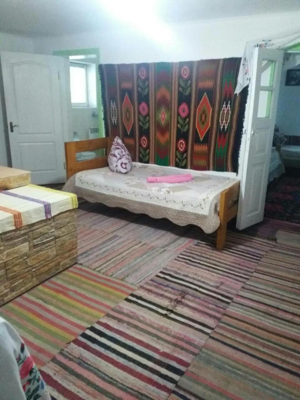 Dykyi Khutir view 3