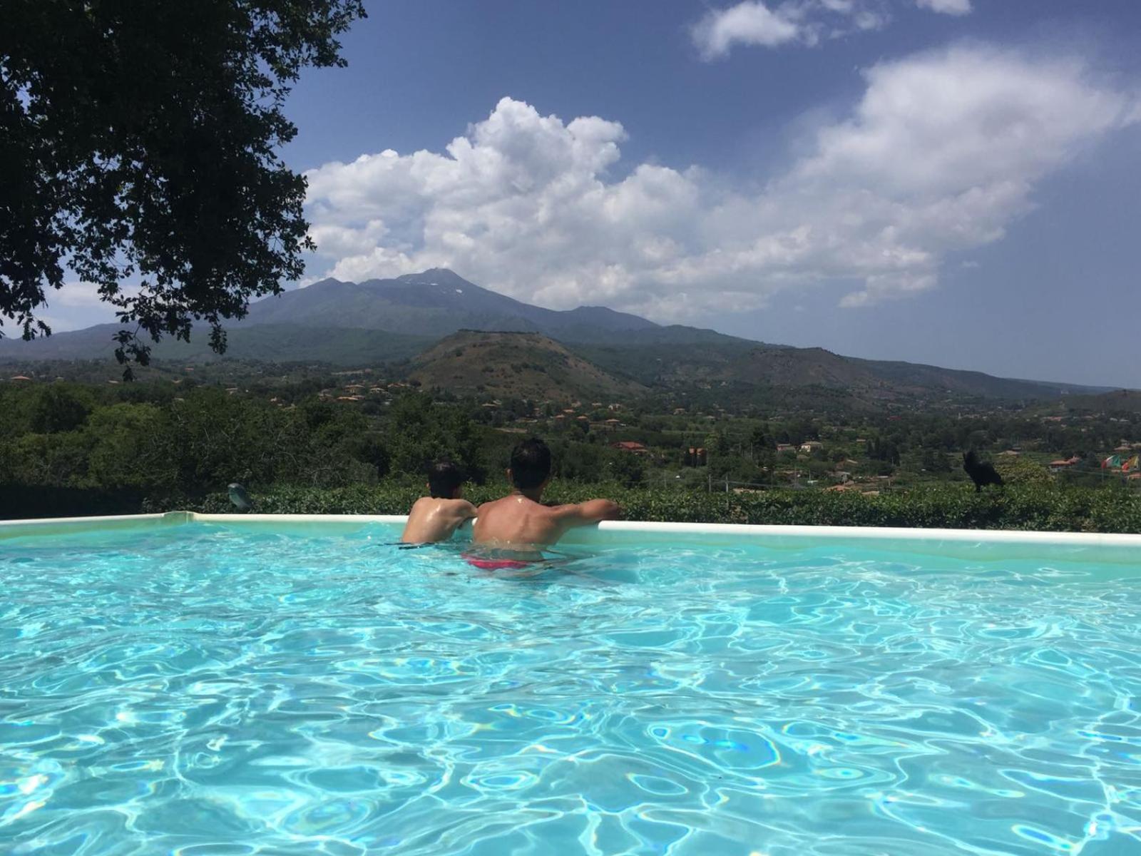 Case Dietroserra en Viagrande