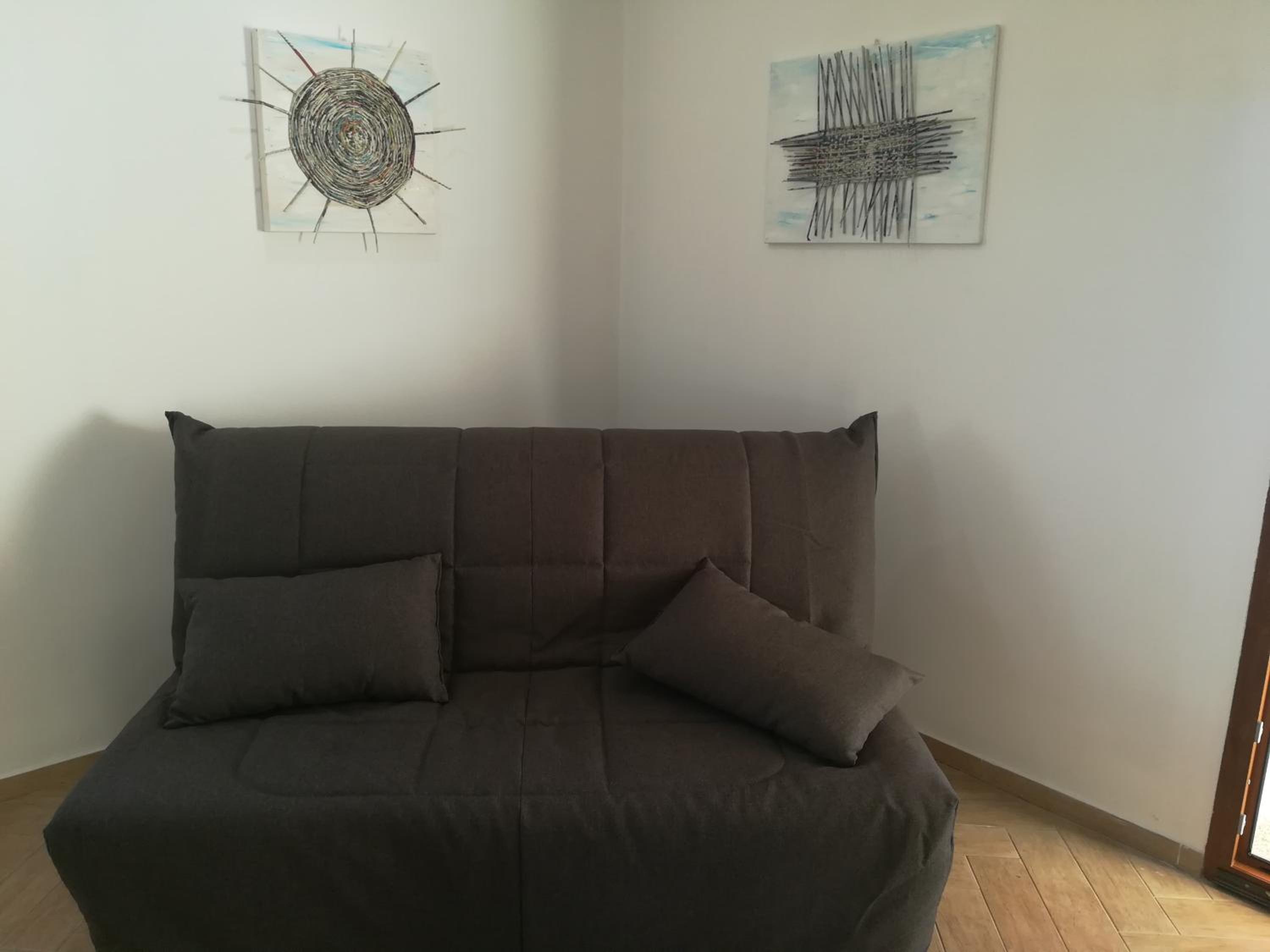 Photo 51
