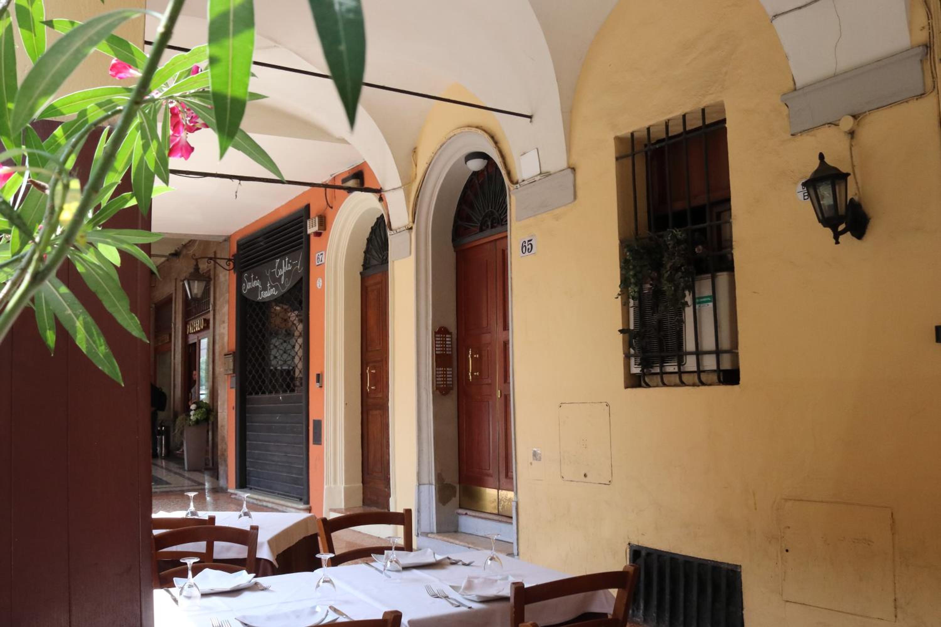 Lovely Studio D'Azeglio by Studio Vita view 3