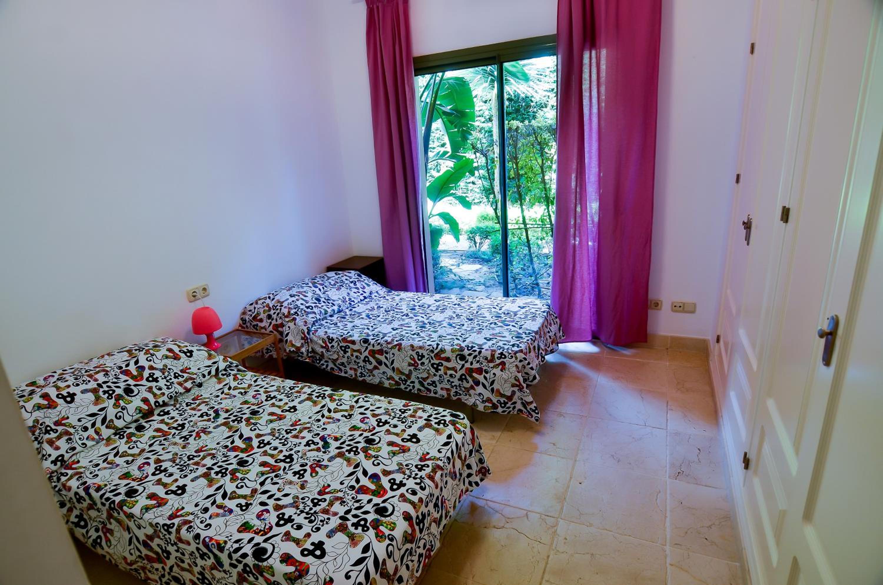 Benatalaya Estepona