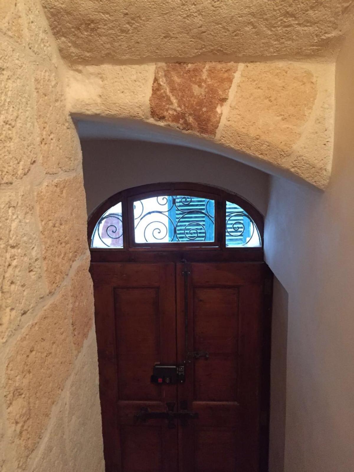 Photo 33