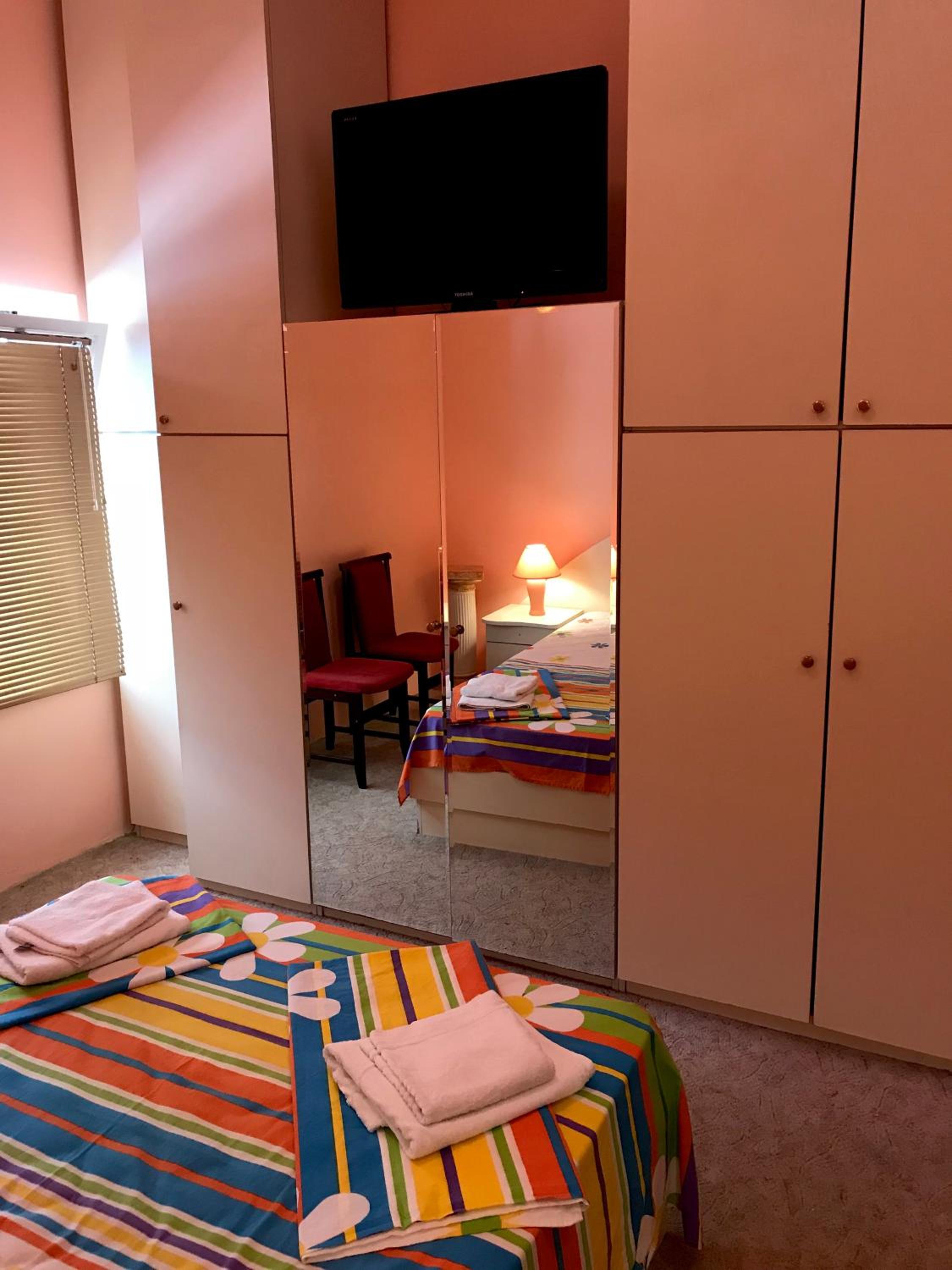 Jackie House Varna