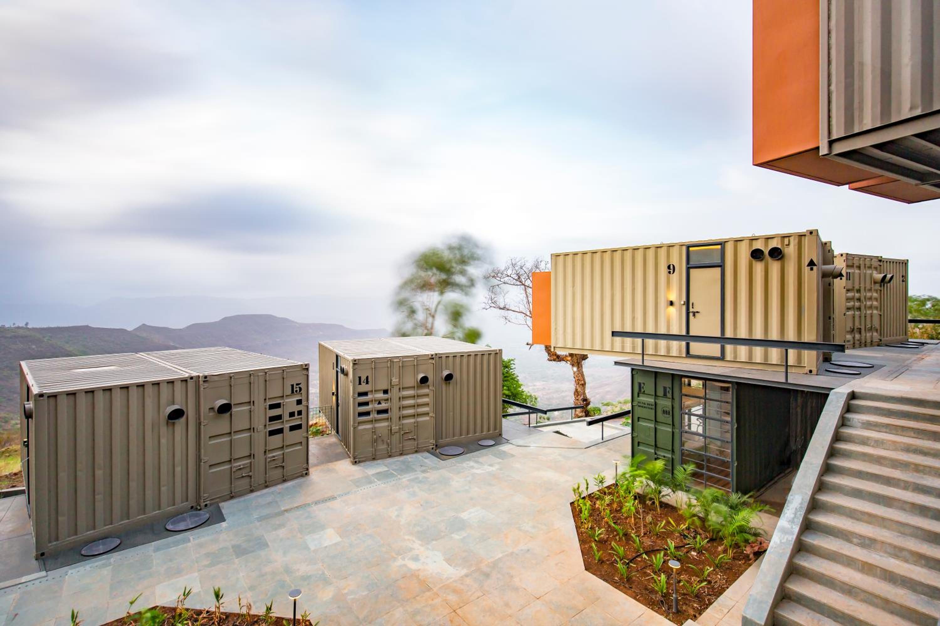 Zostel Plus Panchgani view 5