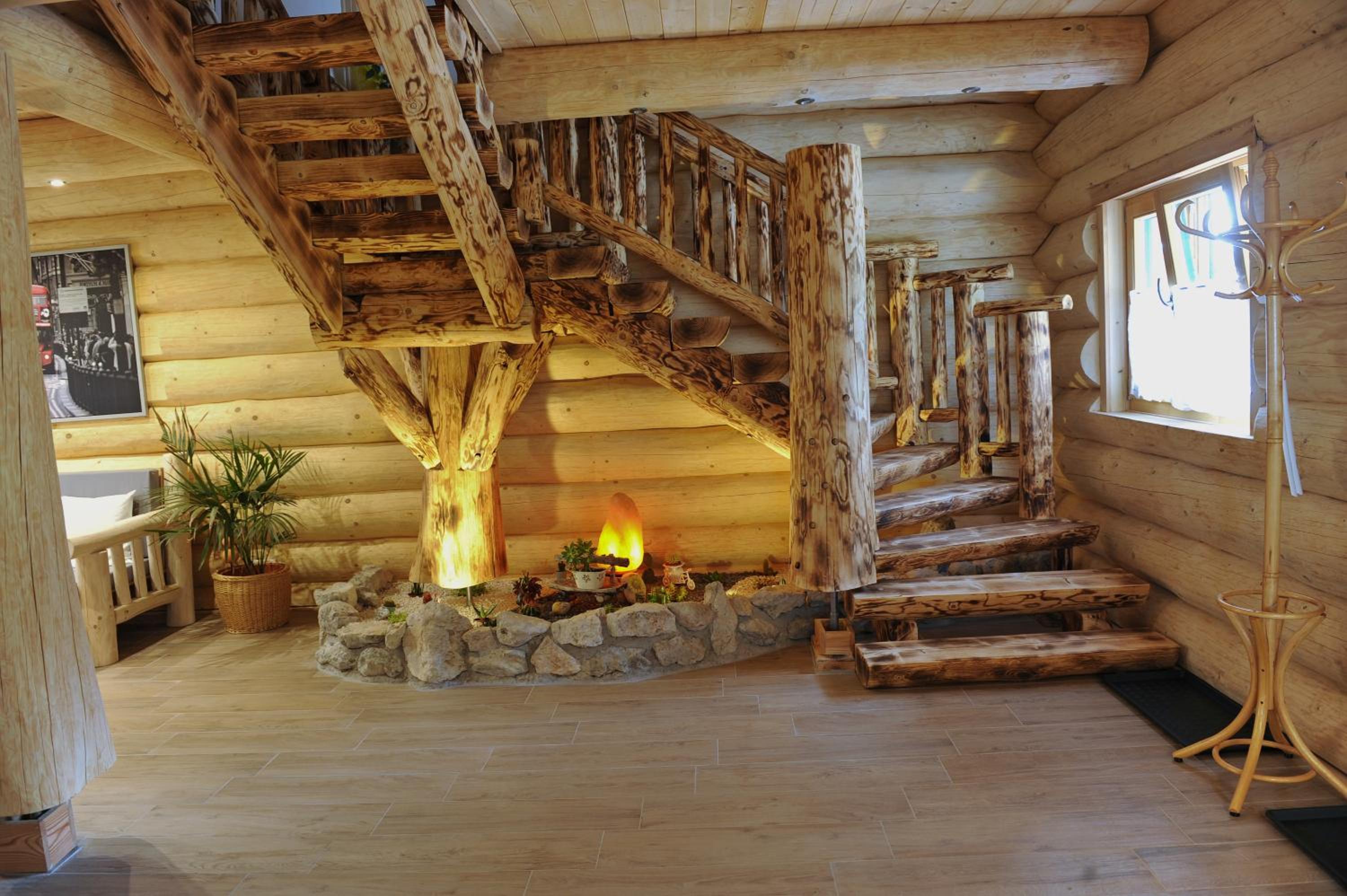 C.T.N. Loghouse