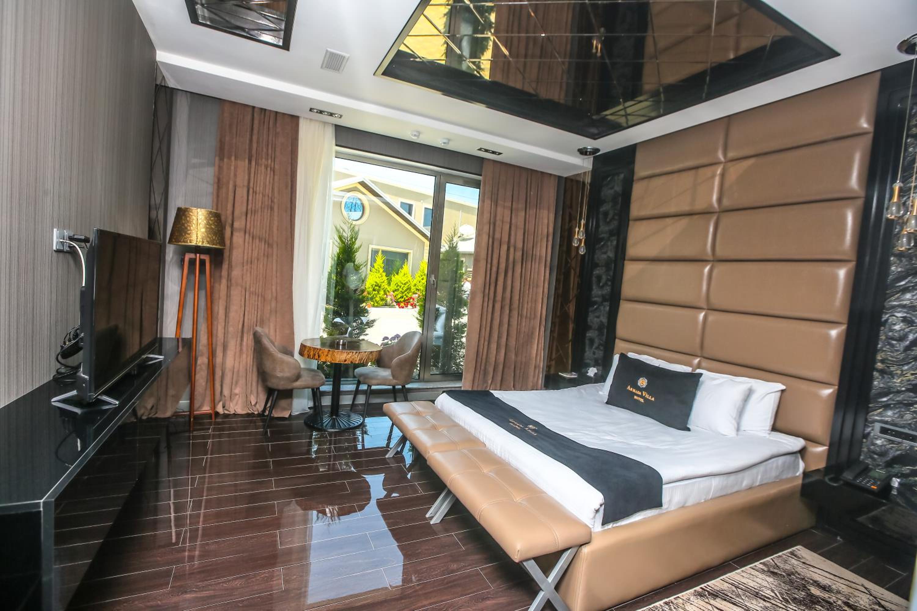 Armada Villa Hotel