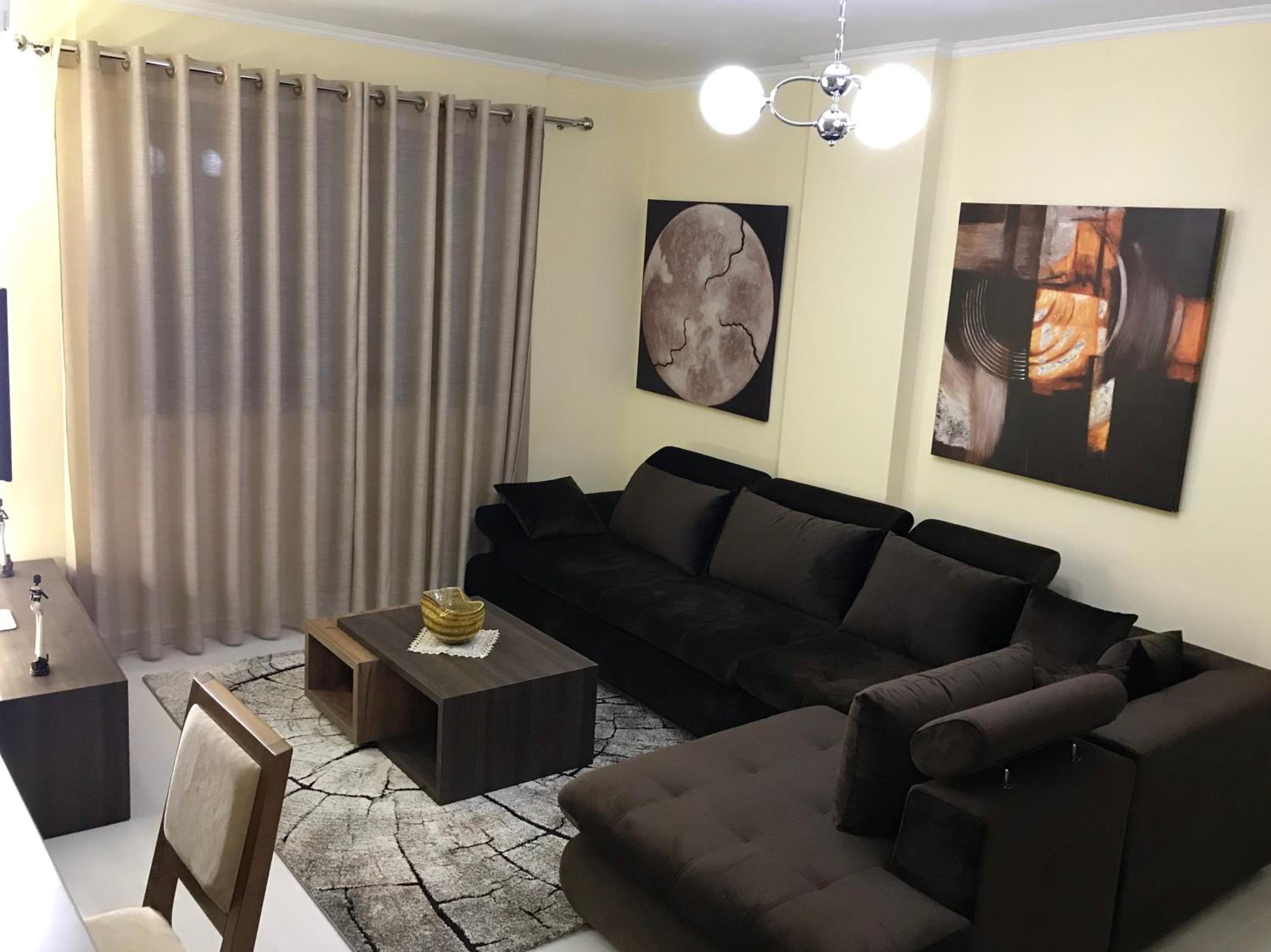 EKA Luxury Penthouse en Durrës
