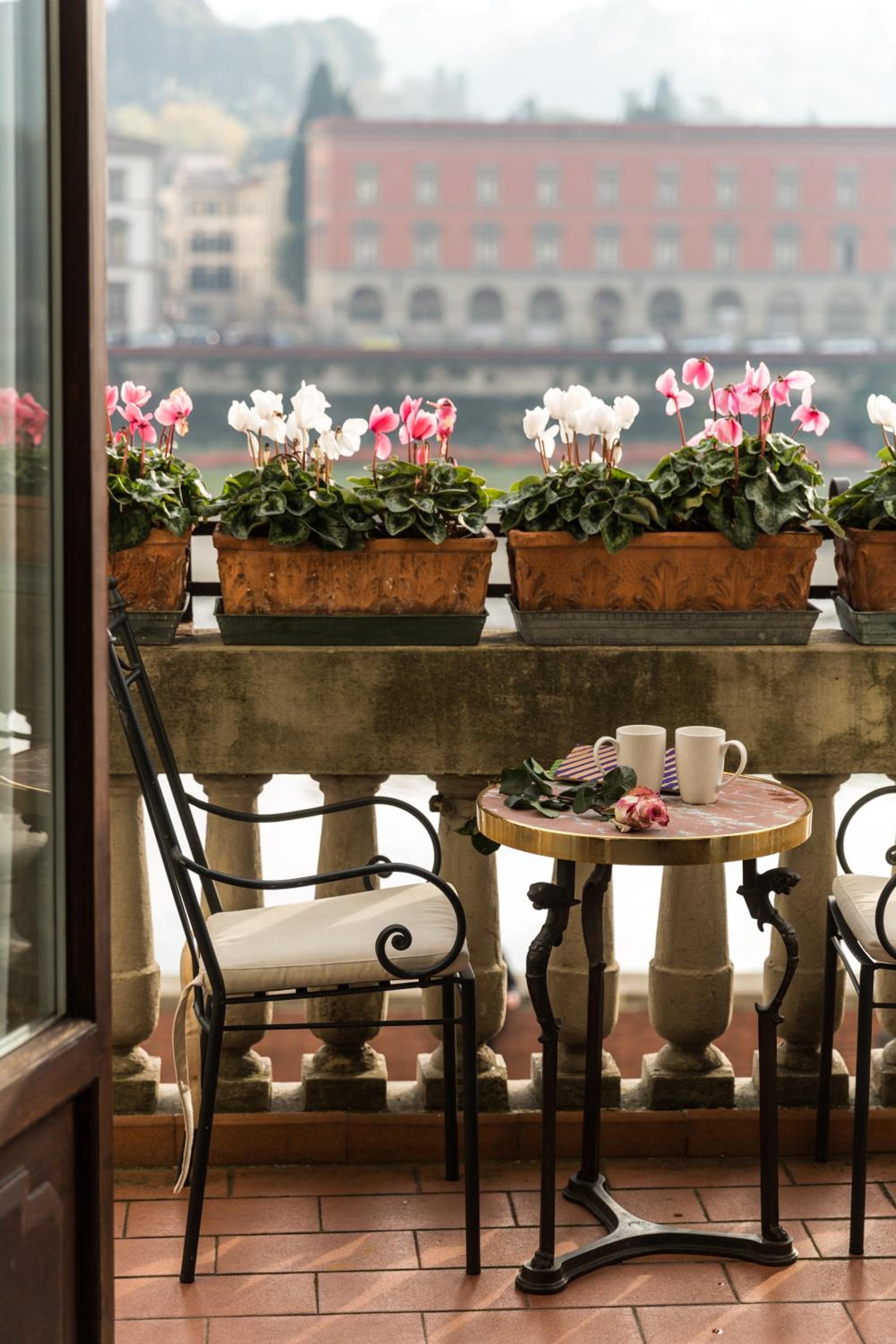 Plaza Hotel Lucchesi-2