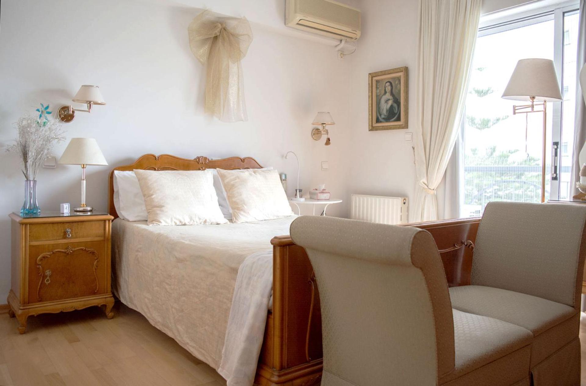 Luxurious apt in the Athenian Riviera