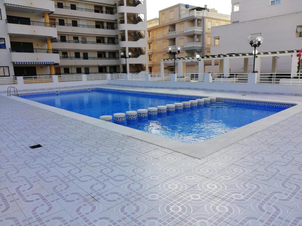 Apartamento Oroblanc Playa La Concha photo 4